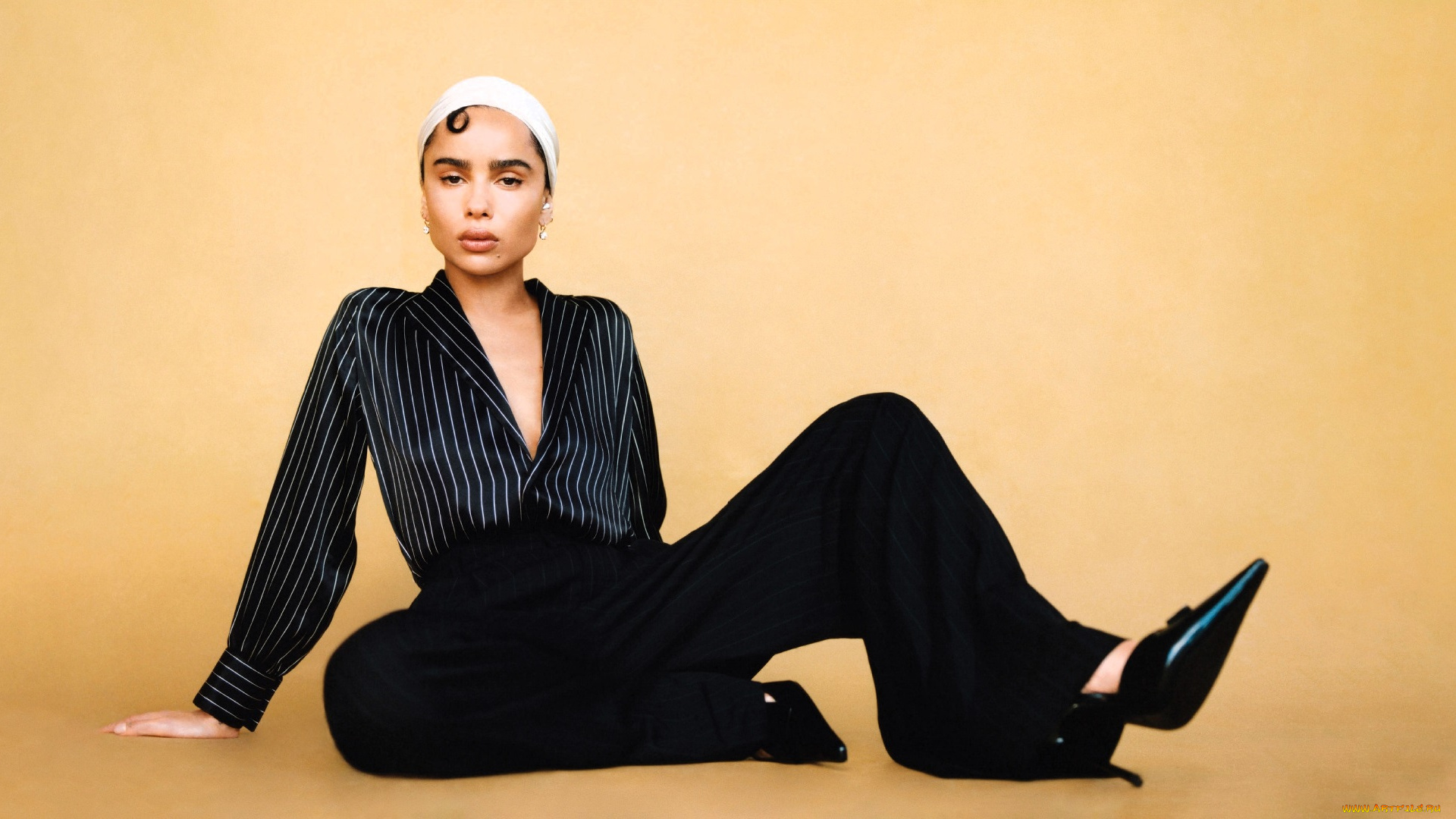 девушки, zoe, kravitz, актриса, шапочка, блузка, штаны, каблуки