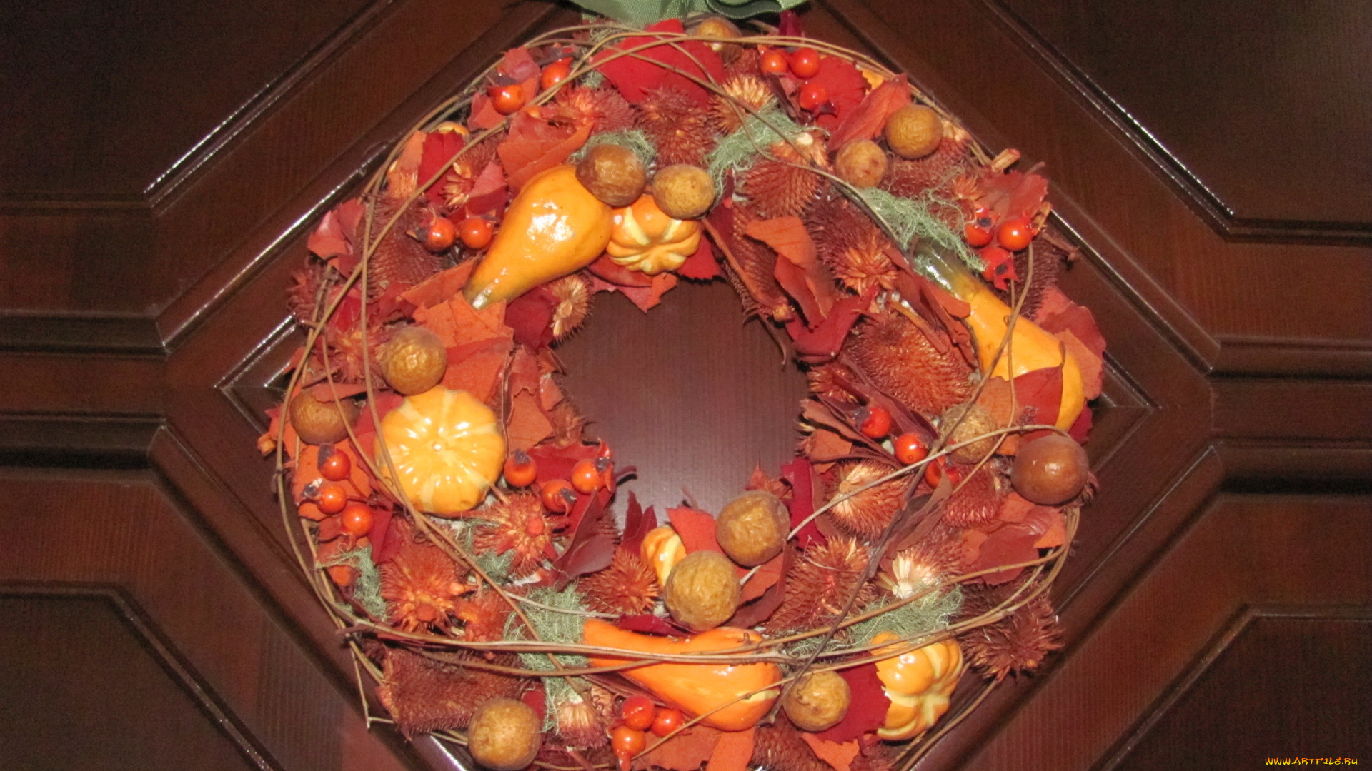 праздничные, украшения, тыквы, венок, ягоды, каштаны