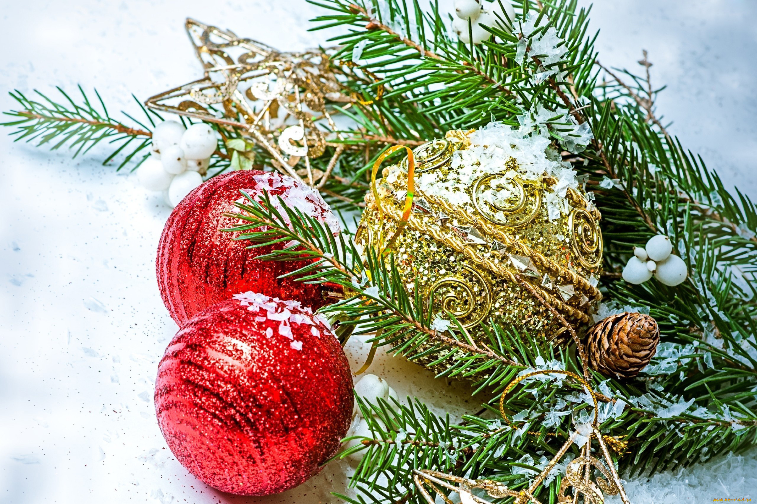 праздничные, шарики, ветка, шишка