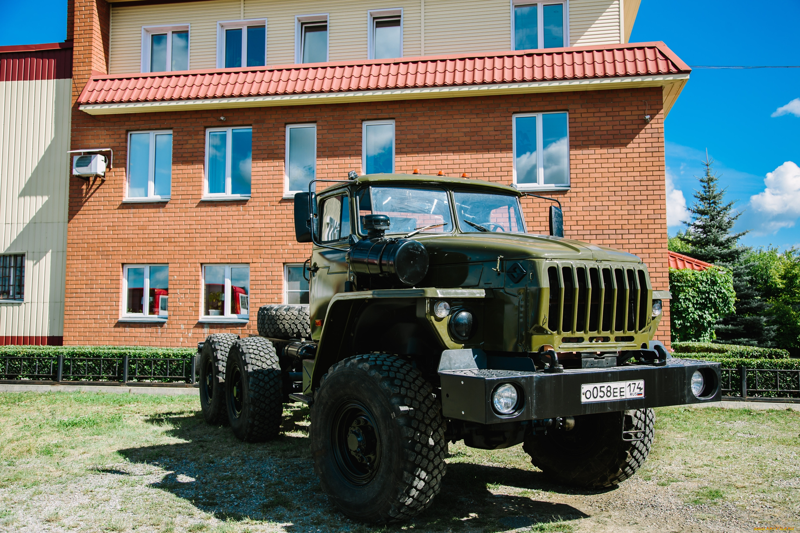 урал, автомобили, автомобиль, грузовой, здание