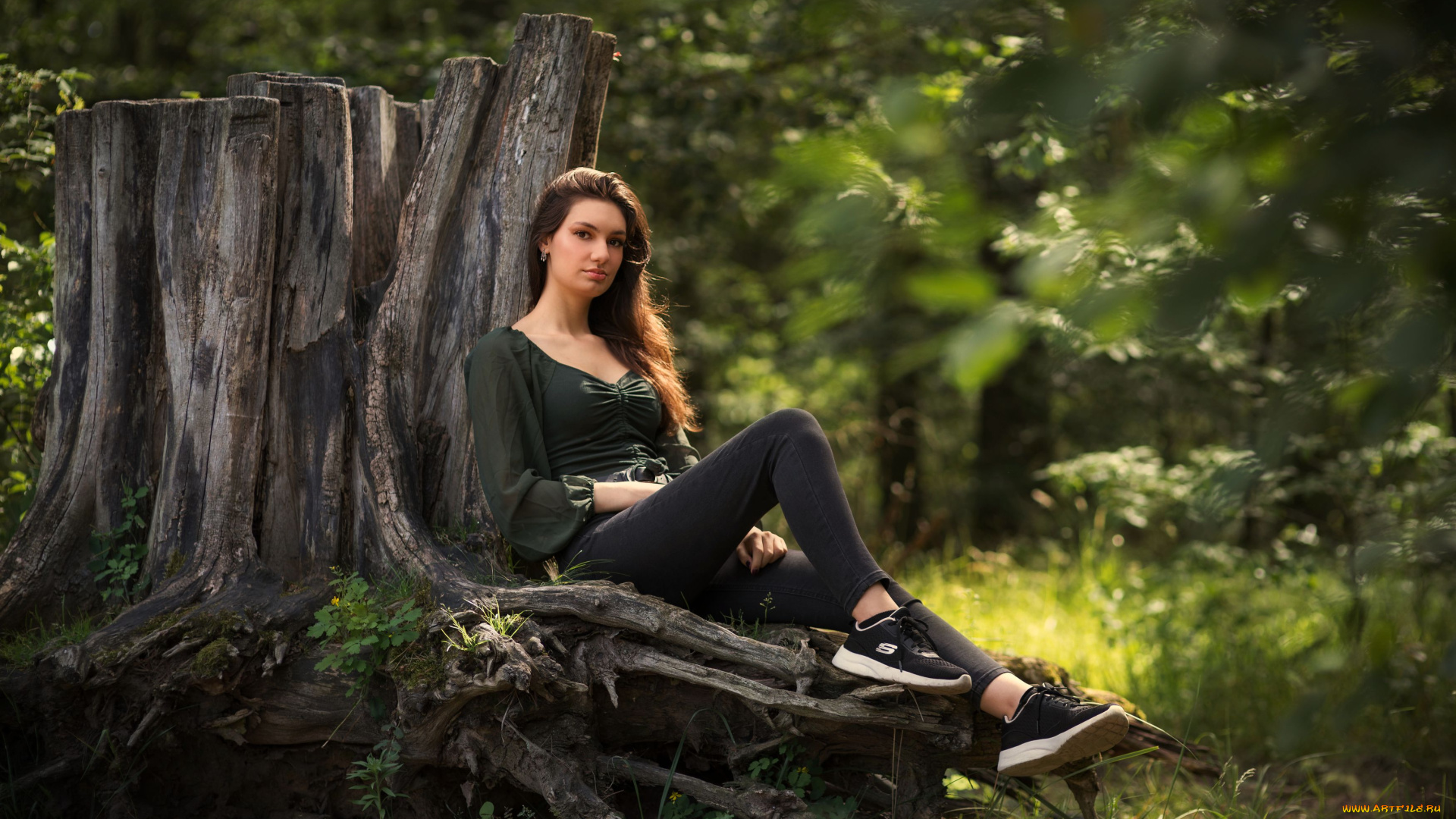 красивая, девушка, девушки, -, брюнетки, , шатенки, девушка, женщина, шатенка, темноволосая, сексуальная, модель, звезда, позирует, разная, обувь, верхняя, стильная, одежда, нижнее, эротическое, бельё, трусы, лифчик, колготки, чулки, аксессуары, макияж, и, множество, элементов, на, фотографии