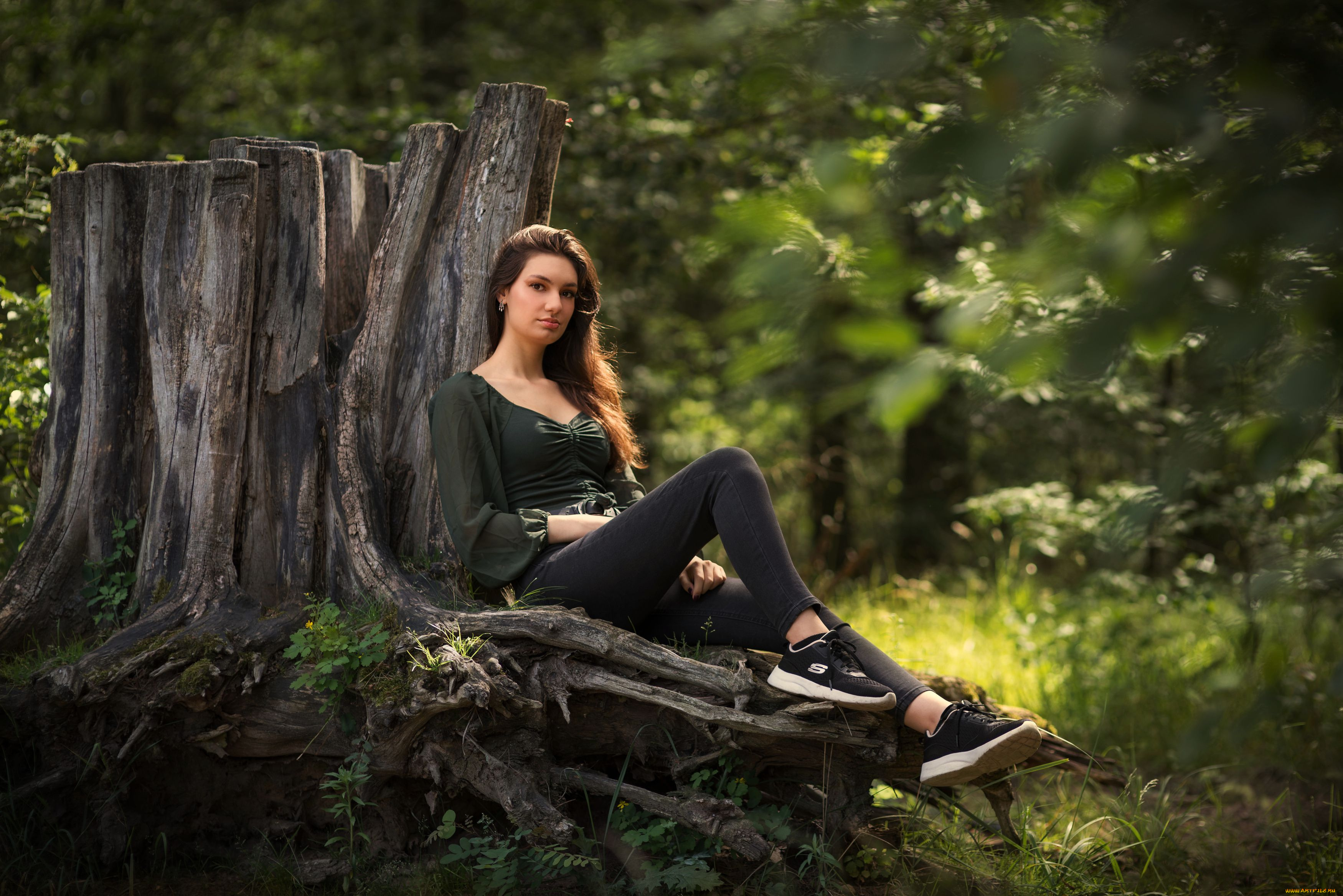 красивая, девушка, девушки, -, брюнетки, , шатенки, девушка, женщина, шатенка, темноволосая, сексуальная, модель, звезда, позирует, разная, обувь, верхняя, стильная, одежда, нижнее, эротическое, бельё, трусы, лифчик, колготки, чулки, аксессуары, макияж, и, множество, элементов, на, фотографии