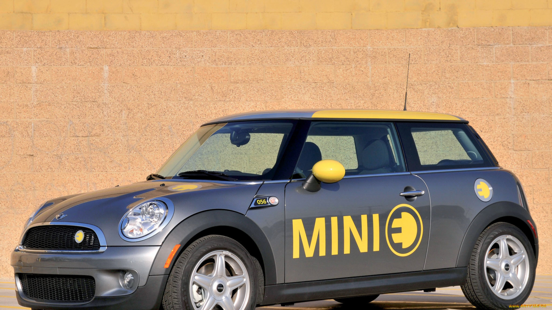 автомобили, mini