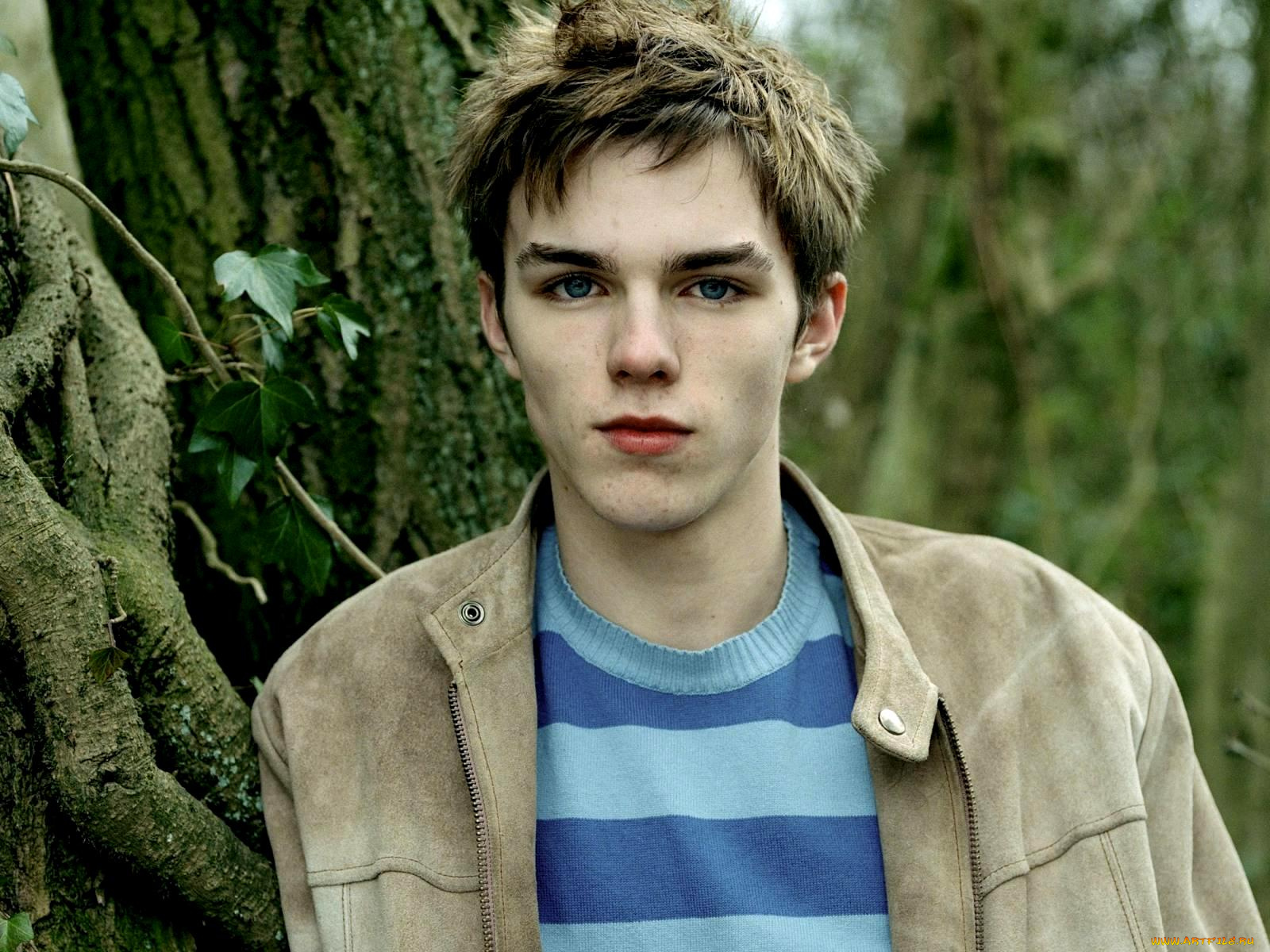nicholas, hoult, мужчины