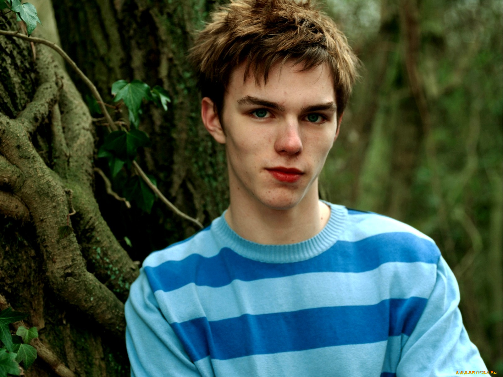 nicholas, hoult, мужчины