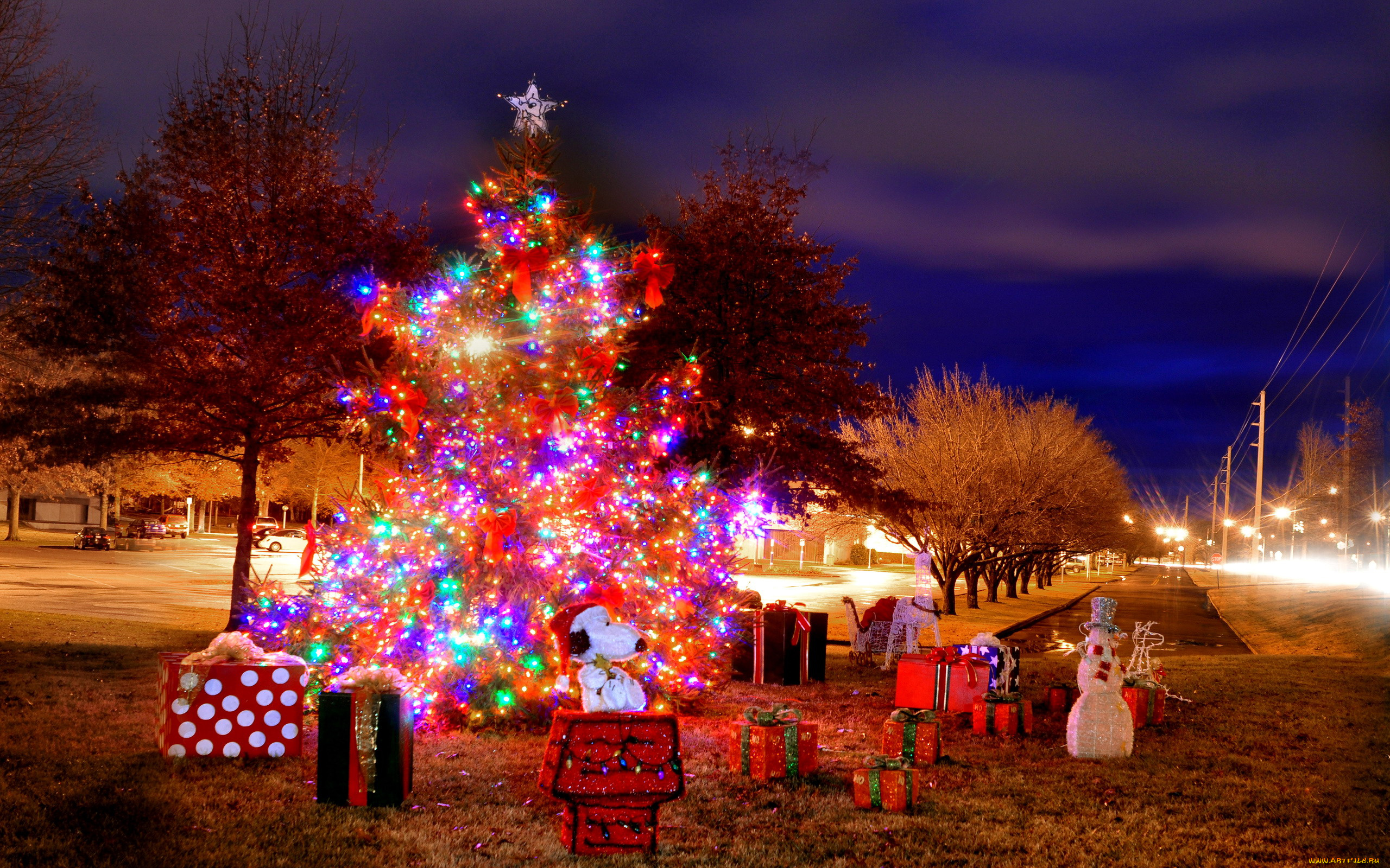 праздничные, Ёлки, гирлянды, елка, снеговик, подарки, коробки