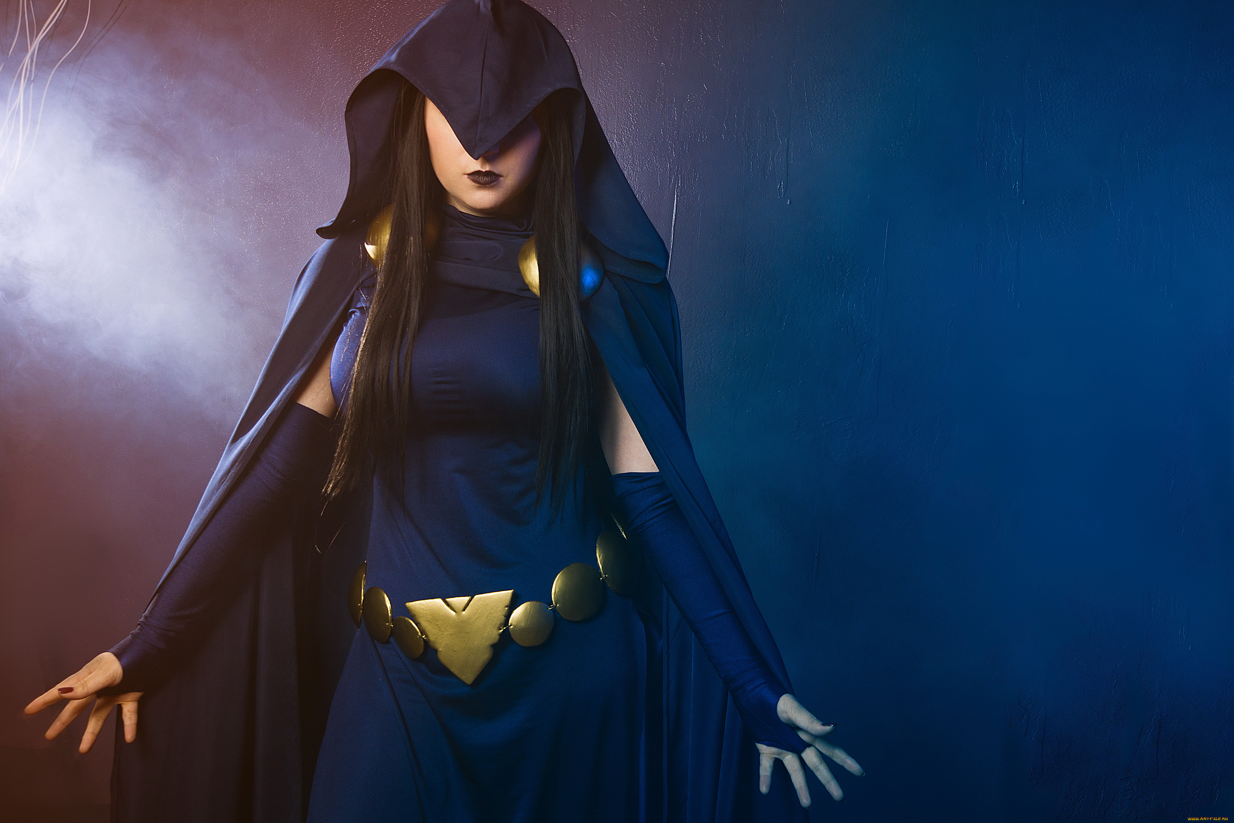 разное, cosplay, , косплей, девушка, фон, капюшон, плащ