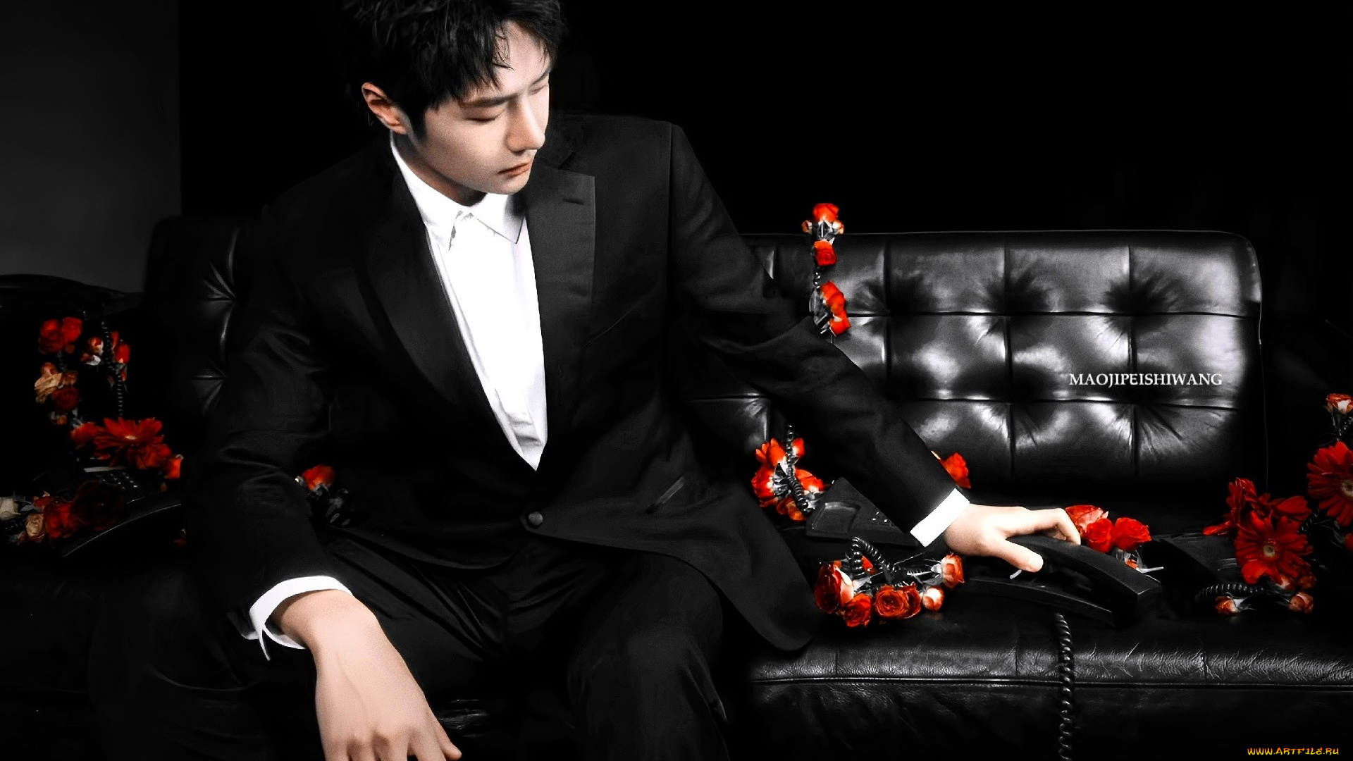мужчины, wang, yi, bo, актер, костюм, диван, телефон, цветы