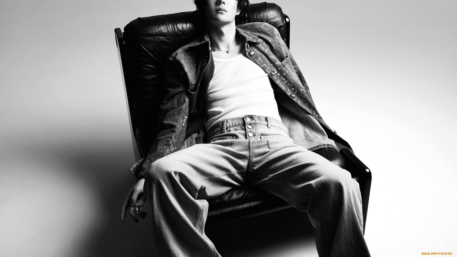 мужчины, wang, yi, bo, актер, куртка, джинсы, кресло