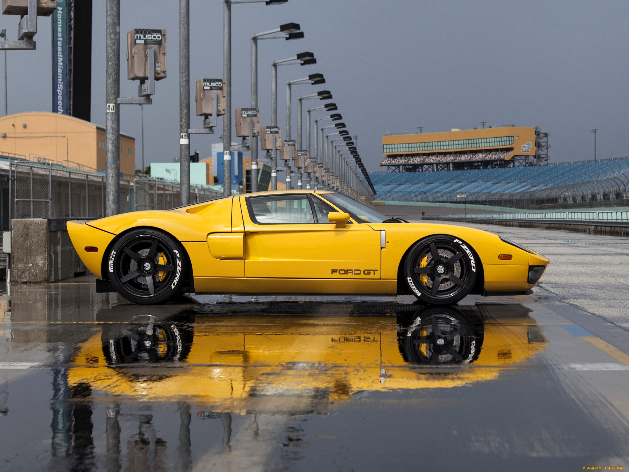 ford, gt, автомобили, ford, желтый, стадион, лужи