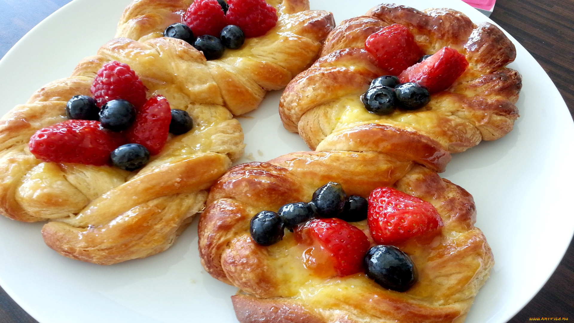 еда, хлеб, , выпечка, голубика, клубника