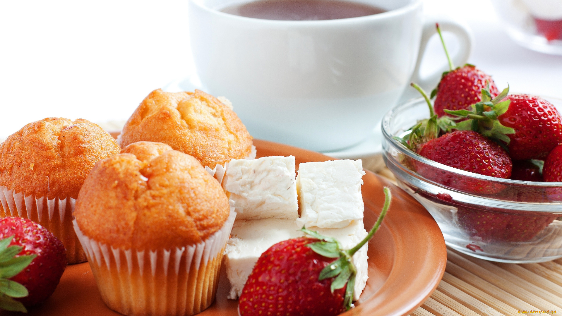 еда, пирожные, , кексы, , печенье, кексы, клубника, миска, тарелка