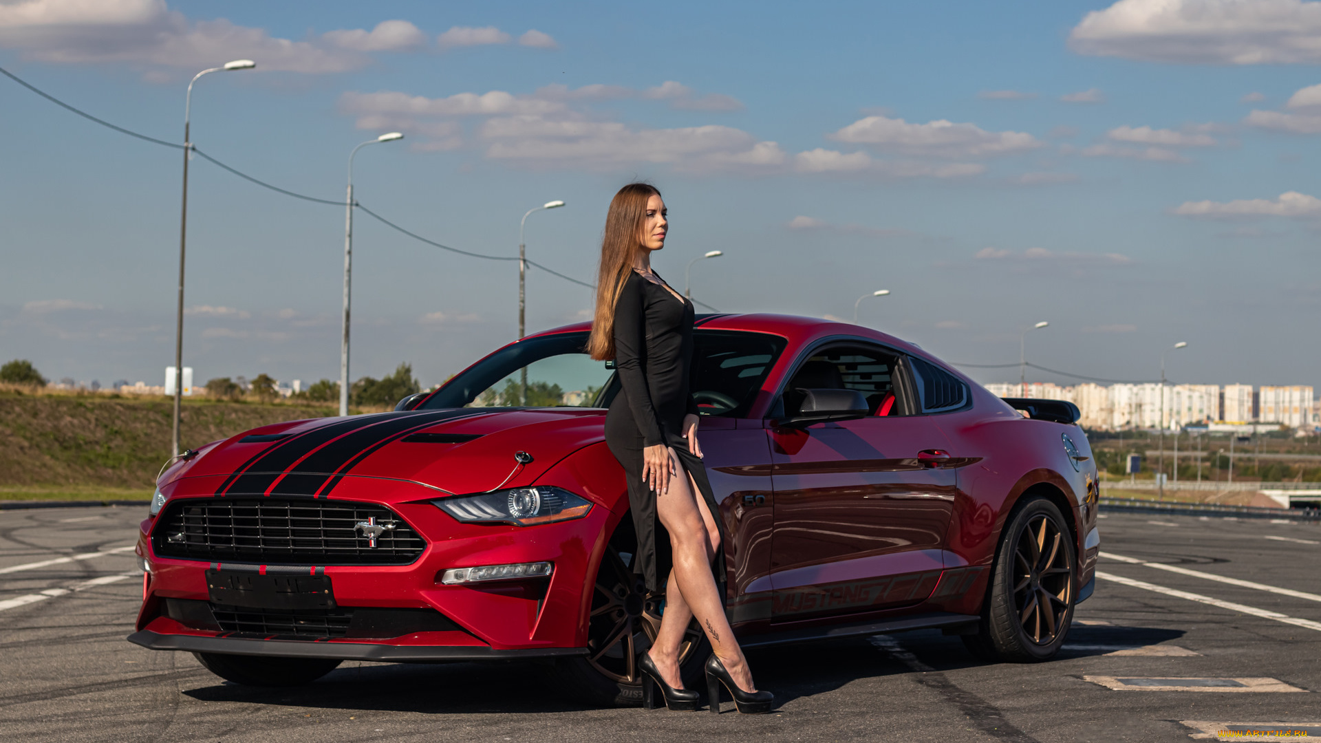 девушка, и, авто, автомобили, -авто, с, девушками, девушка, женщина, шатенка, темноволосая, сексуальная, модель, звезда, позирует, разная, обувь, верхняя, стильная, одежда, нижнее, эротическое, бельё, трусы, лифчик, колготки, чулки, аксессуары, макияж, и, множество, элементов, на, фотографии