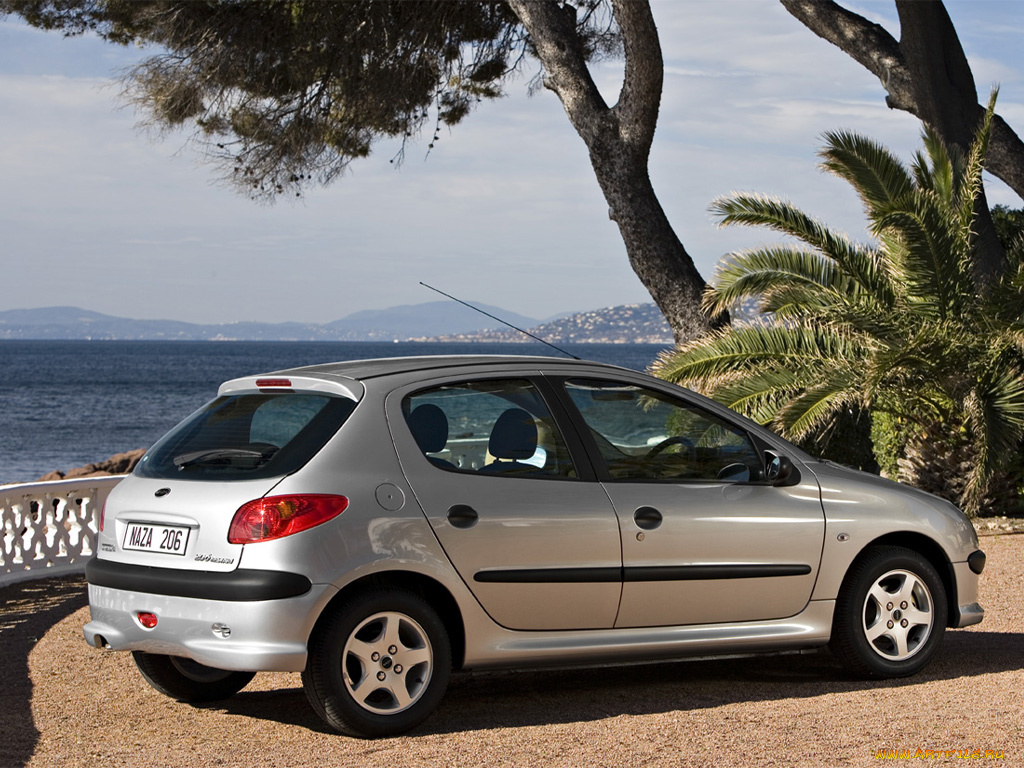 автомобили, naza