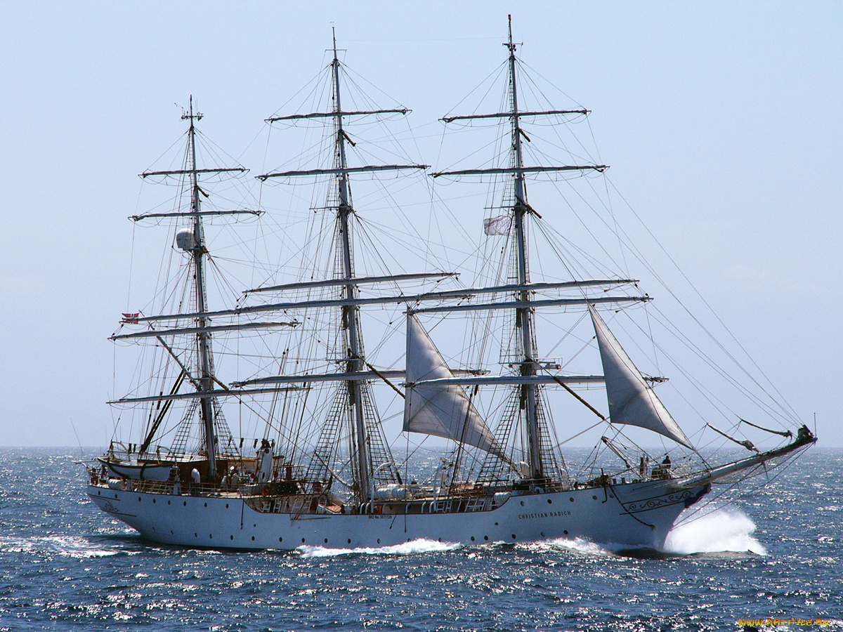 корабли, парусники