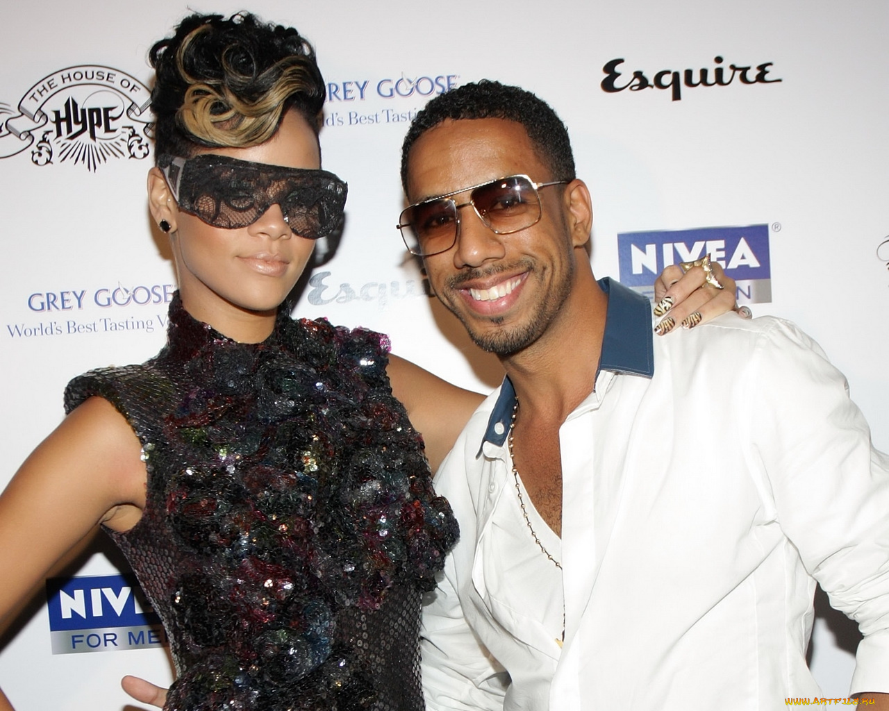 rihanna, ryan, leslie, музыка