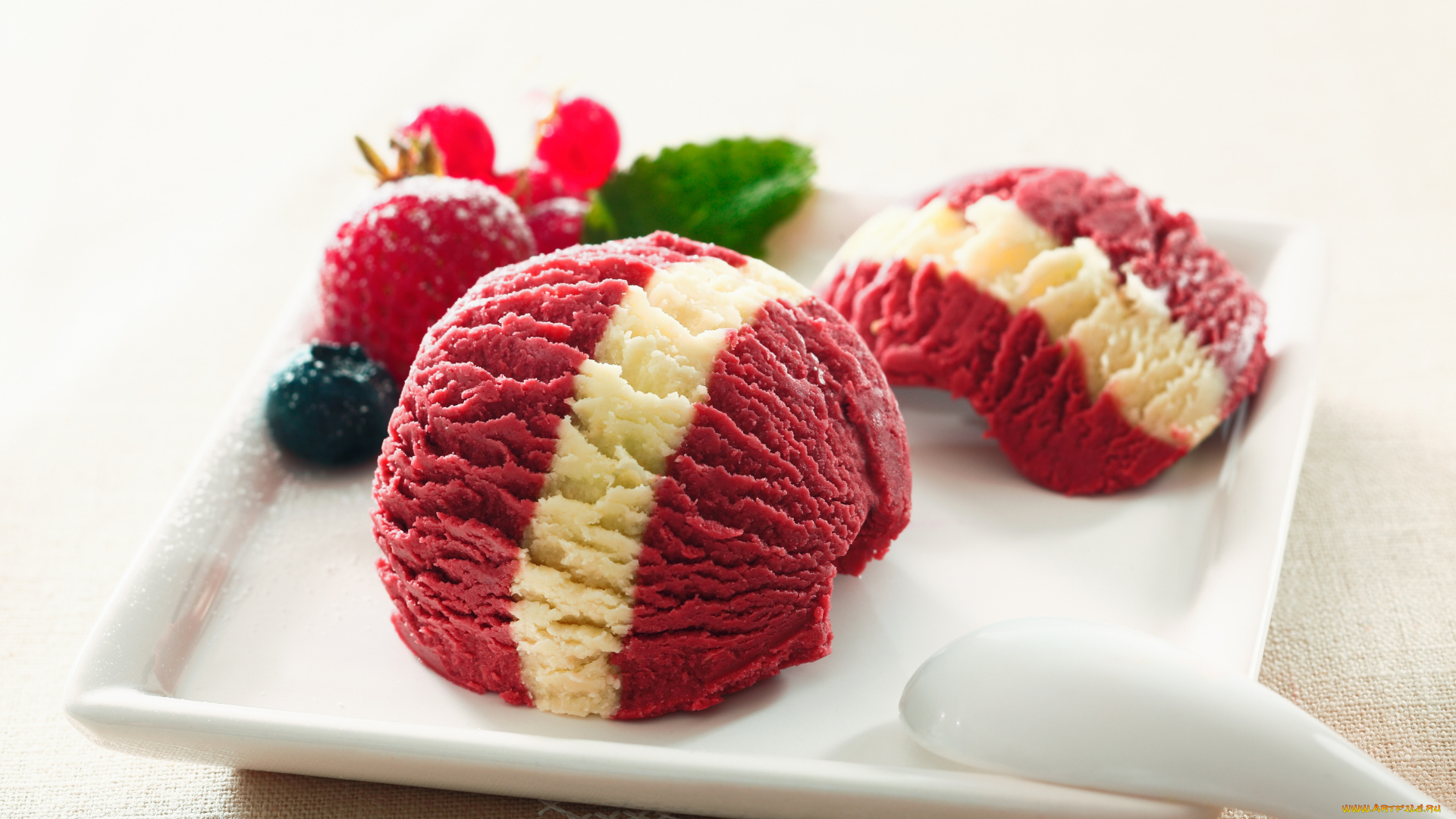 еда, мороженое, , десерты, белый, фон, сладкое, десерт, ягоды