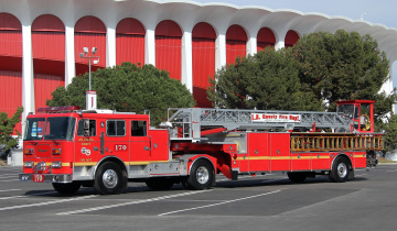 Картинка автомобили пожарные+машины спецтехника автомобиль пожарный