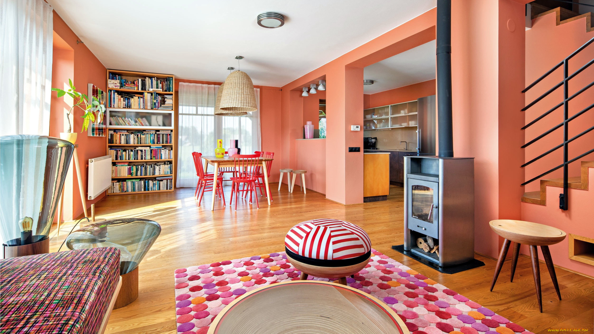 интерьер, гостиная, камин, книжный, шкаф