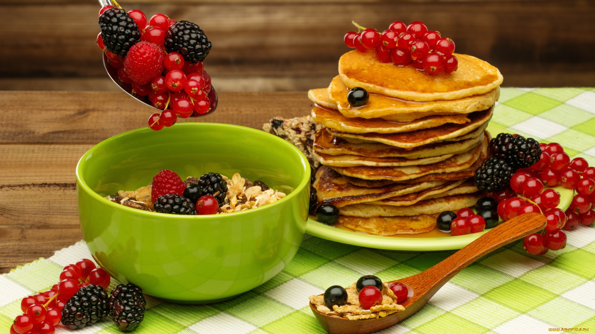 еда, блины, , оладьи, смородина, ежевика, мёд, мюсли, ягоды, завтрак, pancake, berries, fresh, breakfast