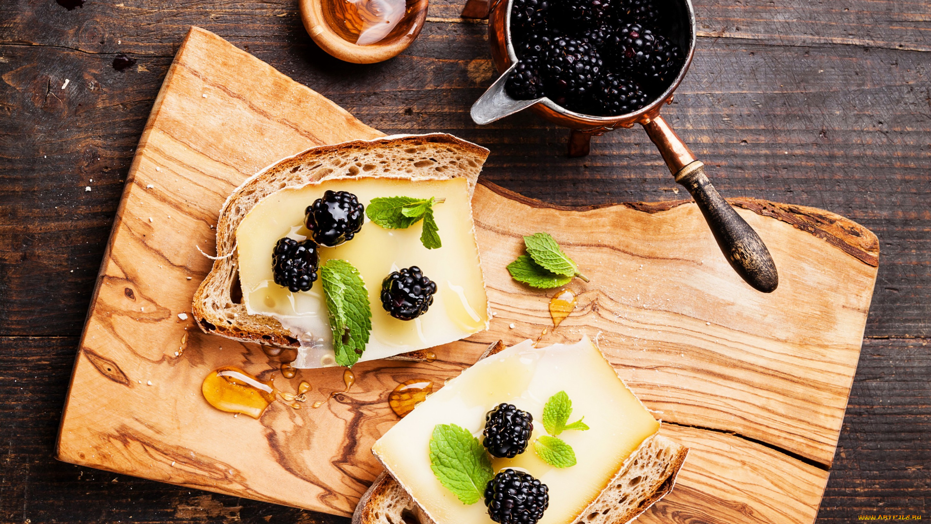 еда, бутерброды, , гамбургеры, , канапе, хлеб, ежевика, blackberry, сыр, бутерброд, sandwich, cheese