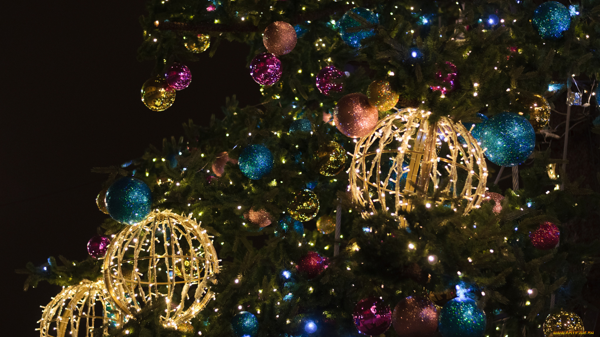 праздничные, Ёлки, ель, гирлянды, шары, новый, год, ёлка