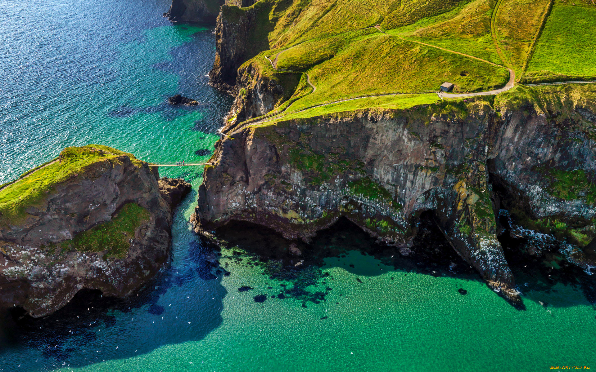 природа, побережье, ballintoy, carrick-a-rede, северная, ирландия, веревочный, мост, море, скалы, дорога, люди