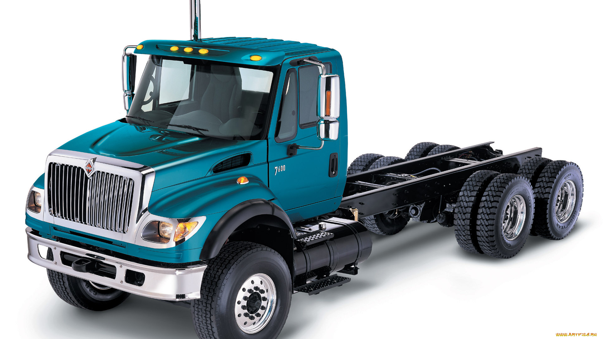 автомобили, international