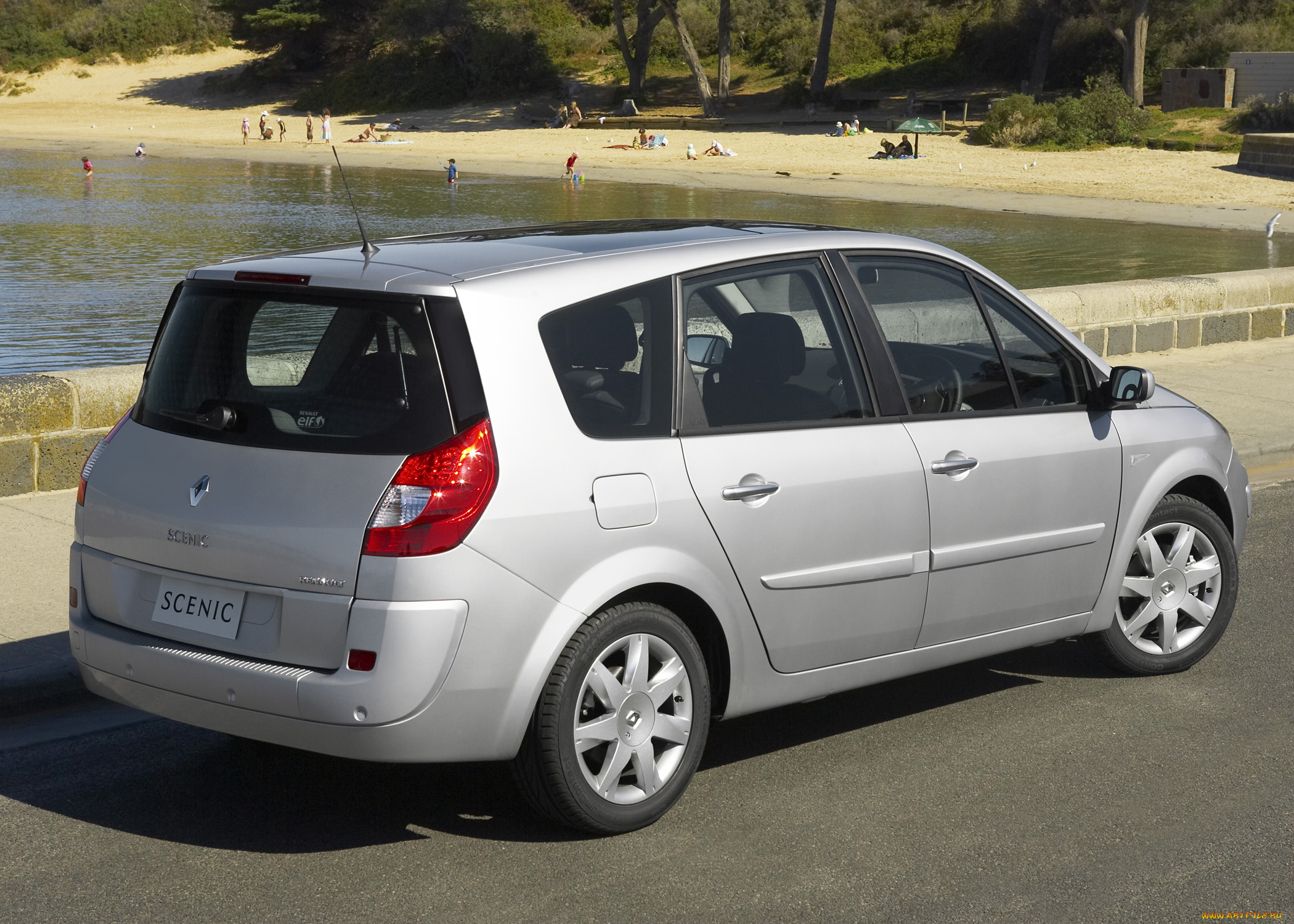 автомобили, renault