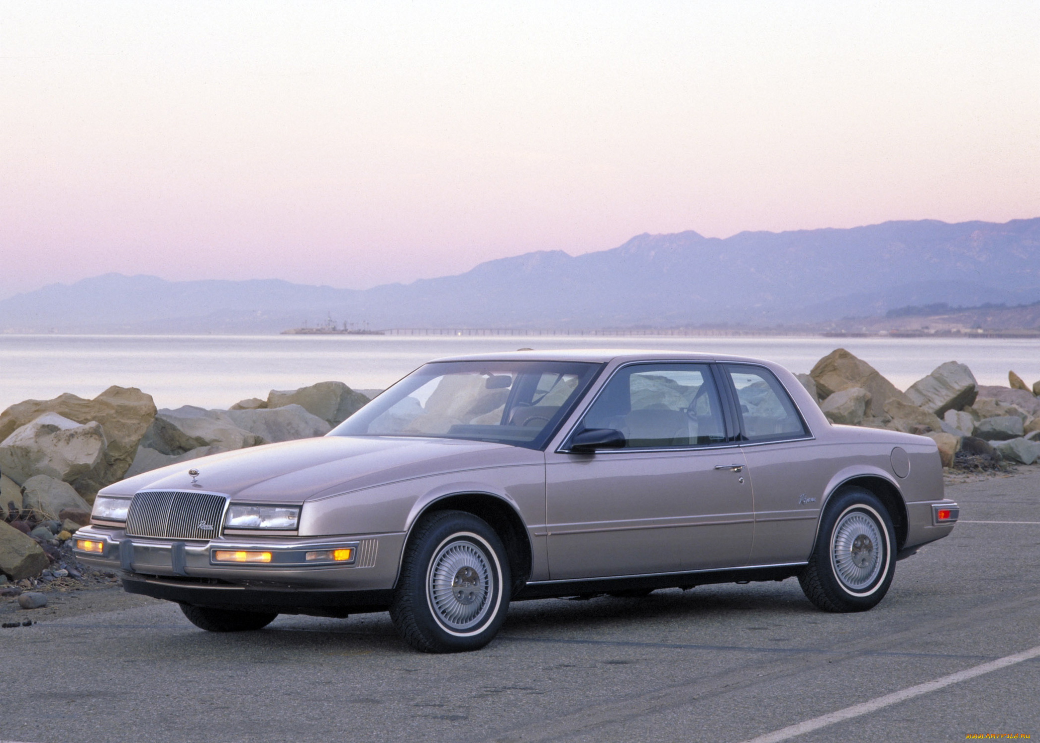 автомобили, buick