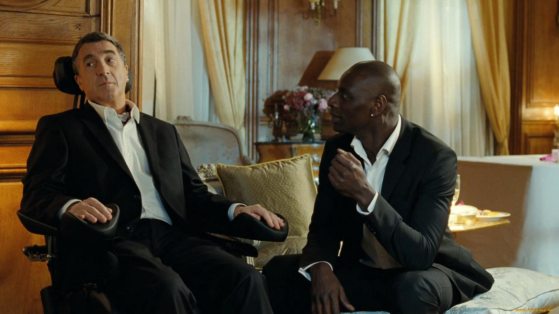 кино, фильмы, 1, 1, intouchables, дрисс, филипп, коляска, комната