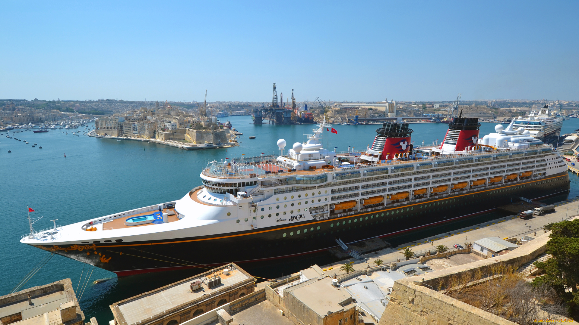 disney, magic, in, malta, корабли, лайнеры, порт, причал, мальта, круиз, malta, disney, magic