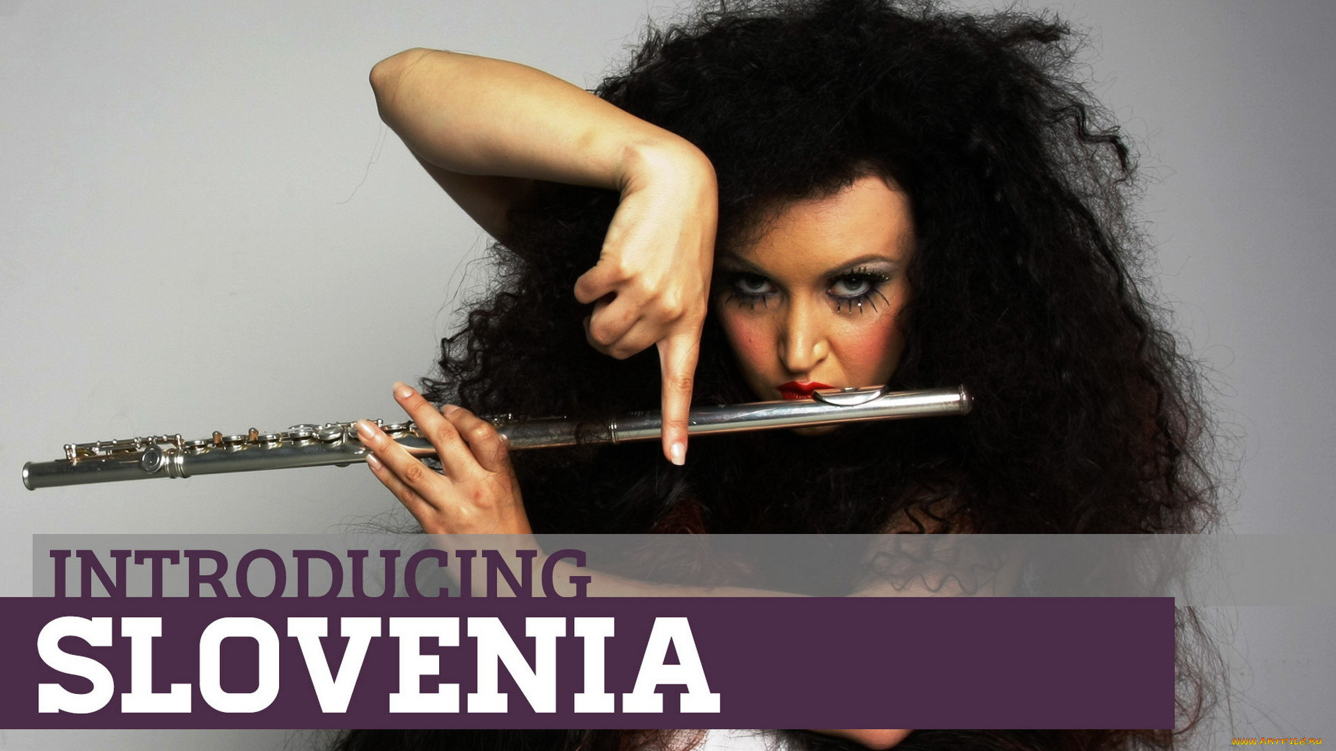музыка, евровидение, tinkara, kova, словения, взгляд, брюнетка, певица, флейта, палец