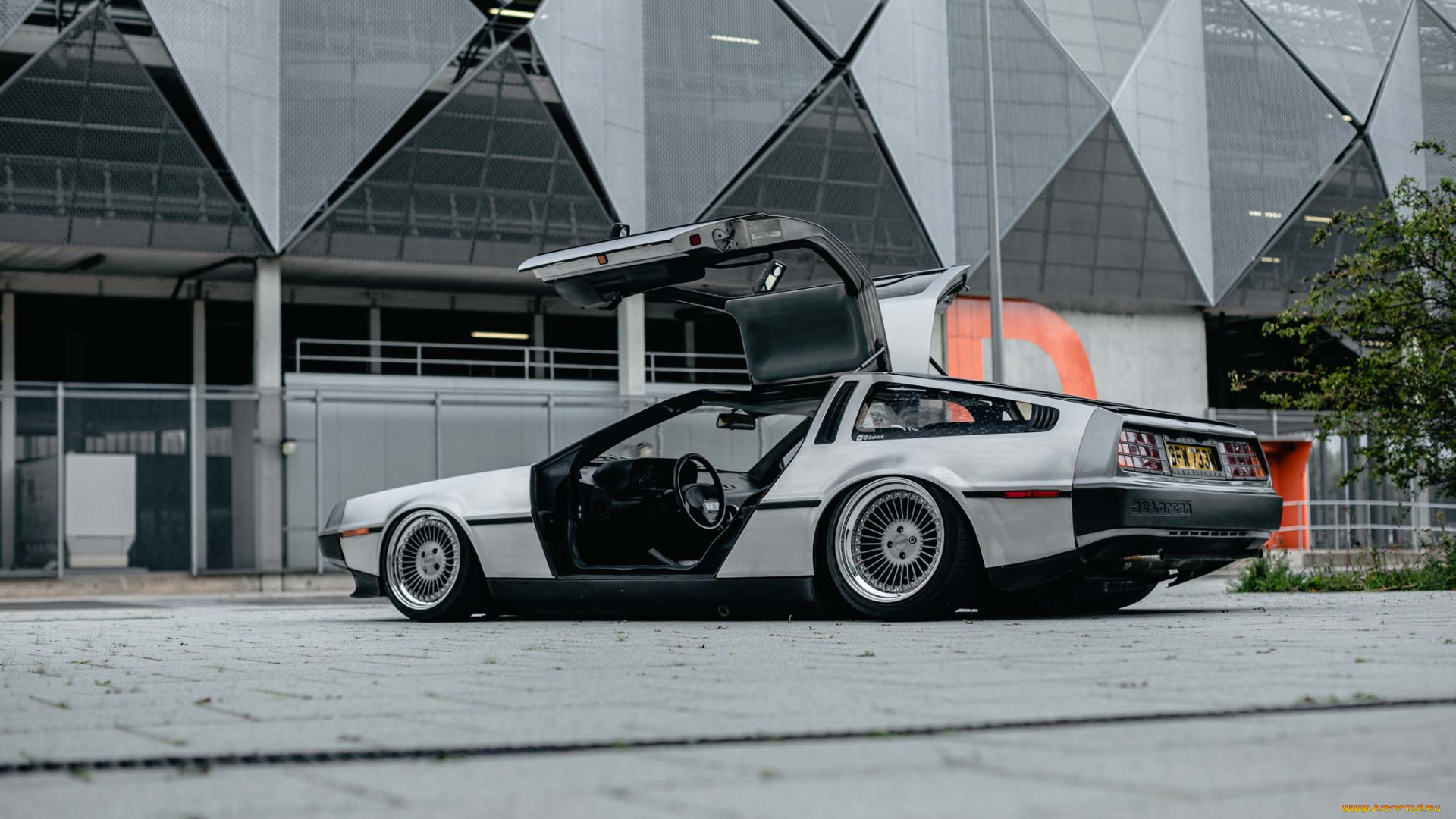 автомобили, dmc