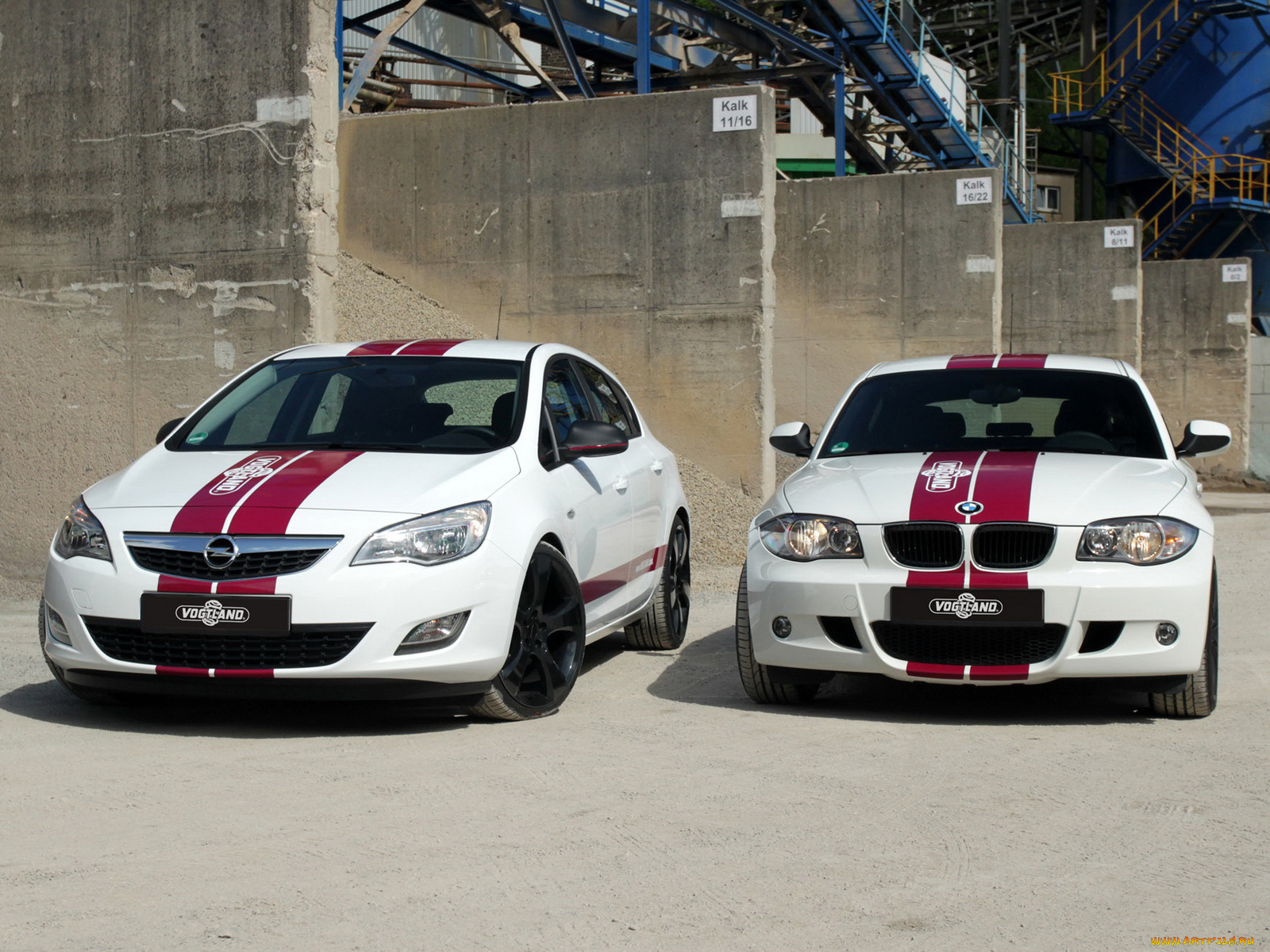 автомобили, разные, вместе