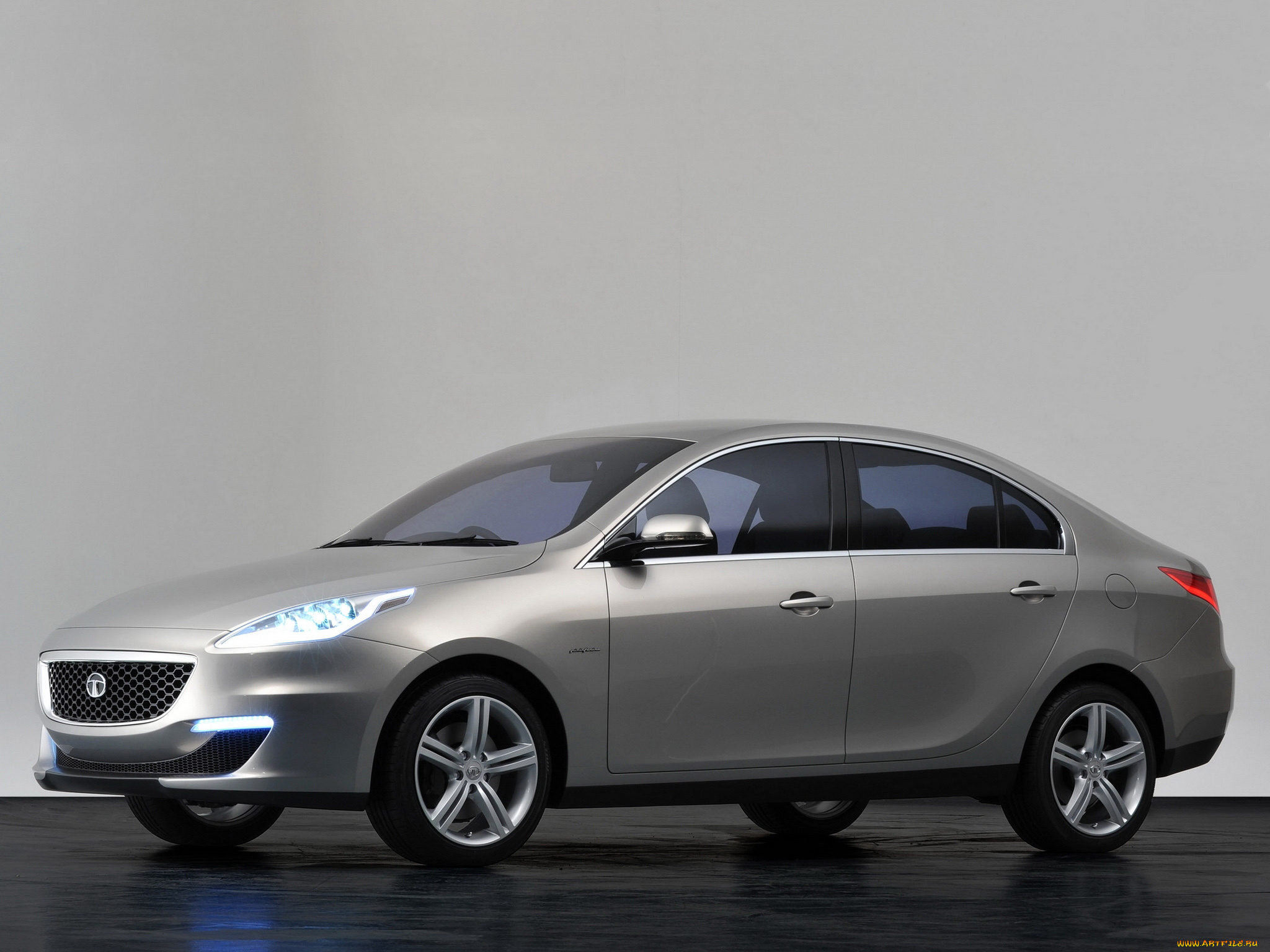 автомобили, tata