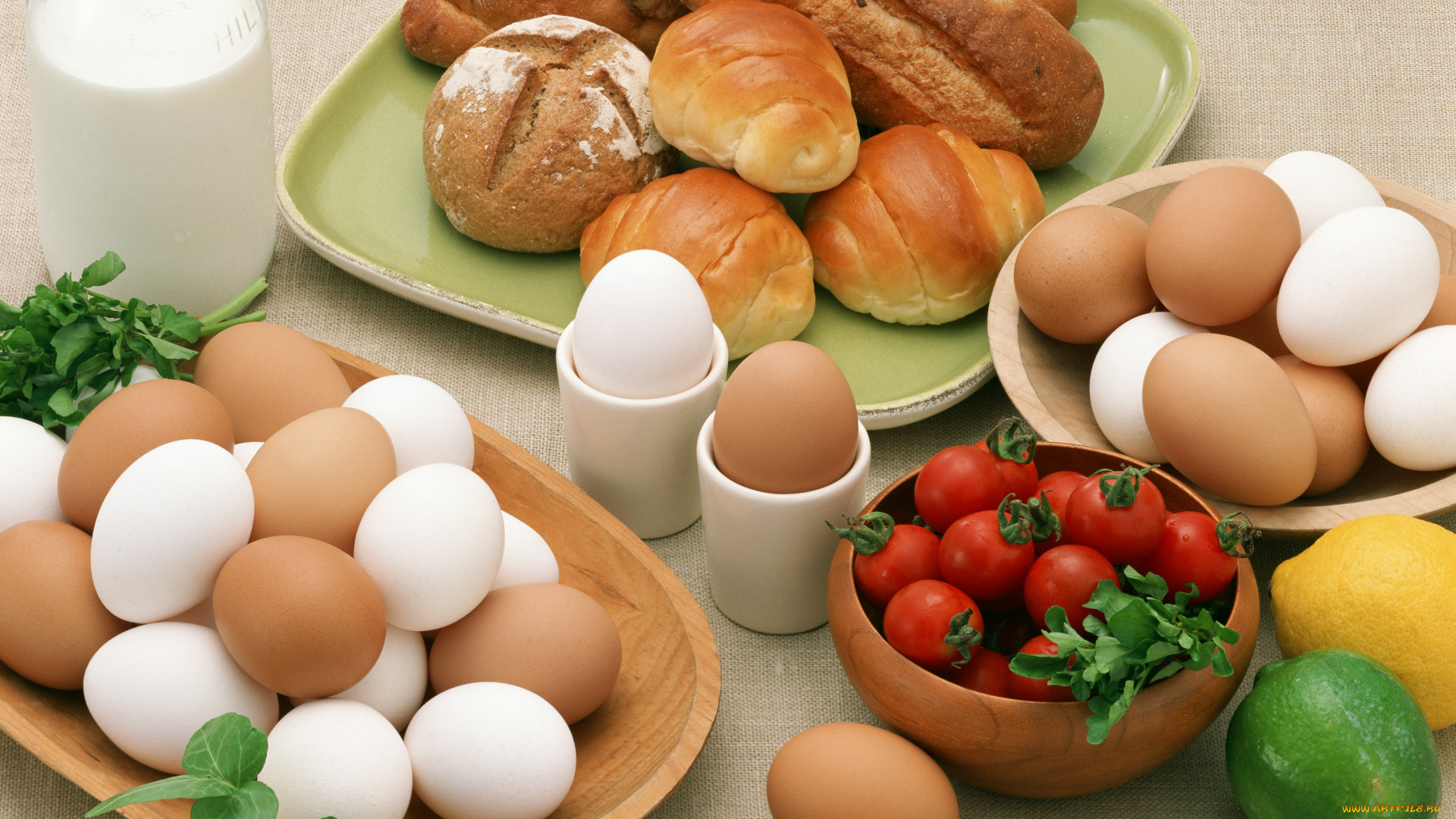 еда, разное, хлеб, яйца, томаты, помидоры