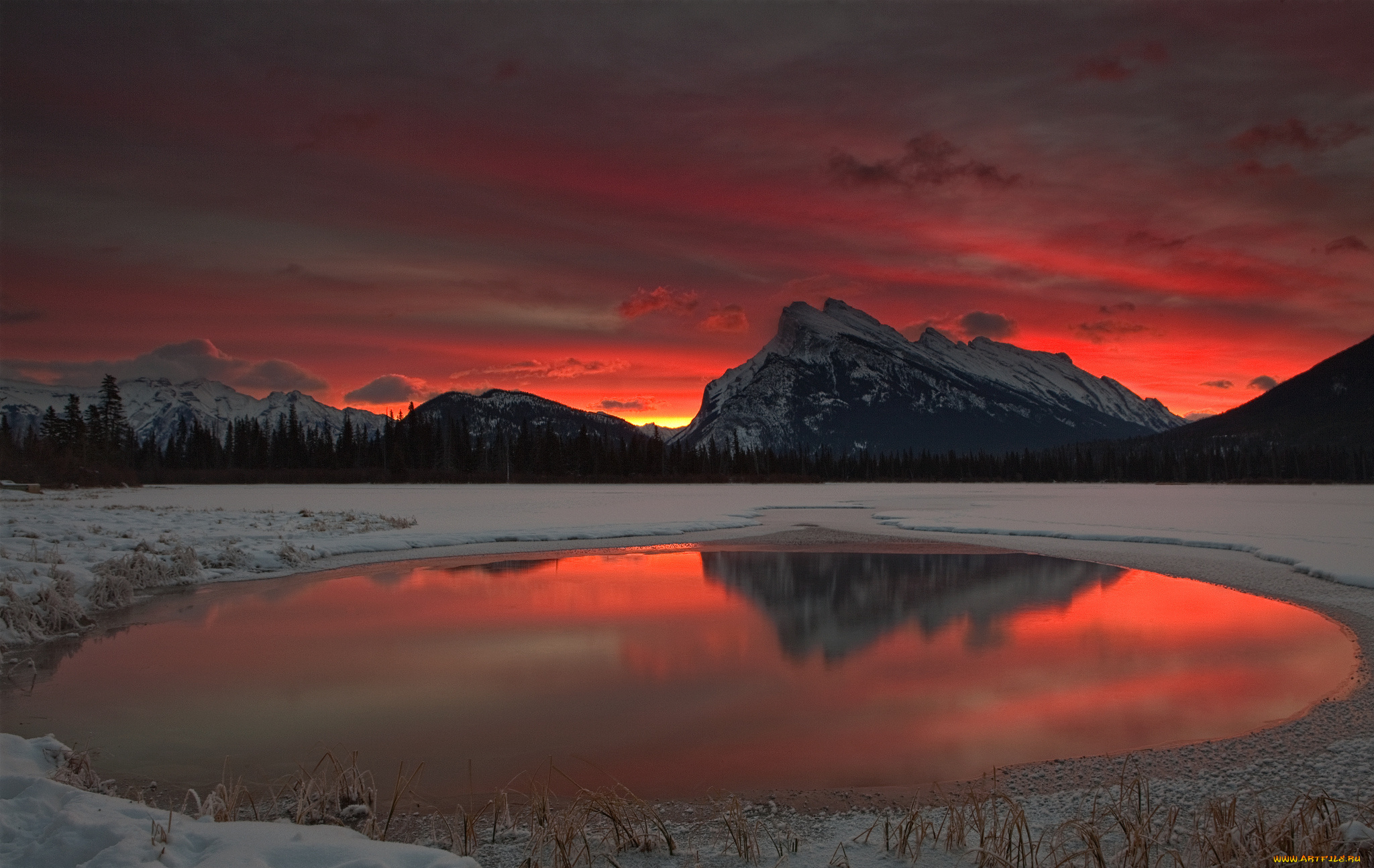 природа, реки, озера, снег, озеро, горы, облака, небо, рассвет, деревья