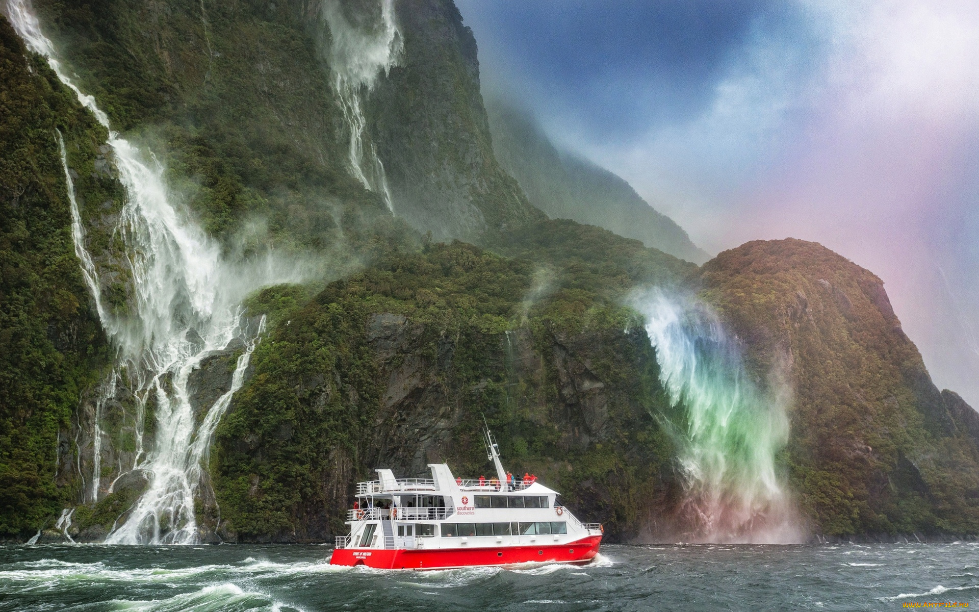 корабли, теплоходы, катер, море, горы, водопад