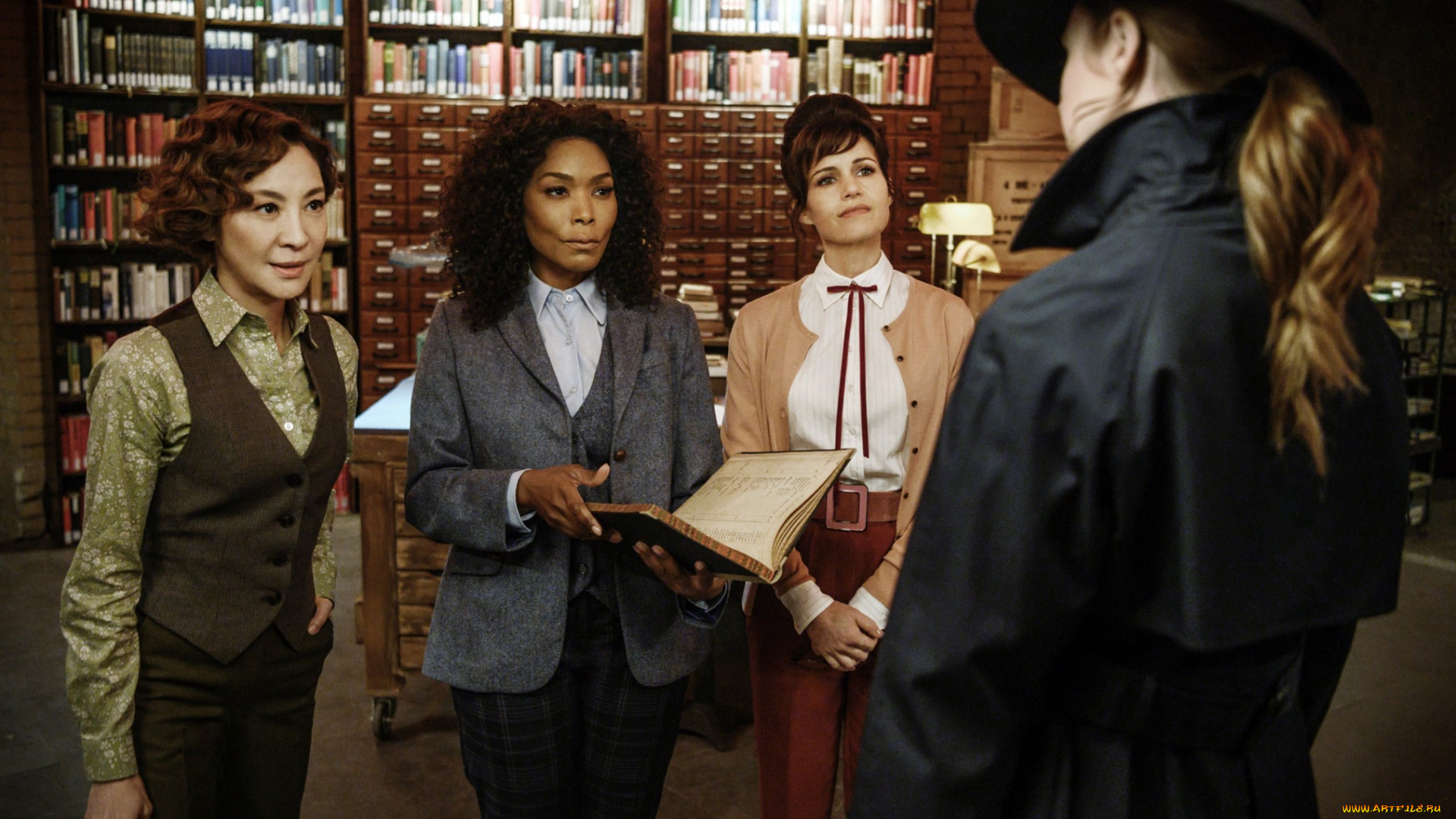 кино, фильмы, gunpowder, milkshake, женщины, разговор, бюро