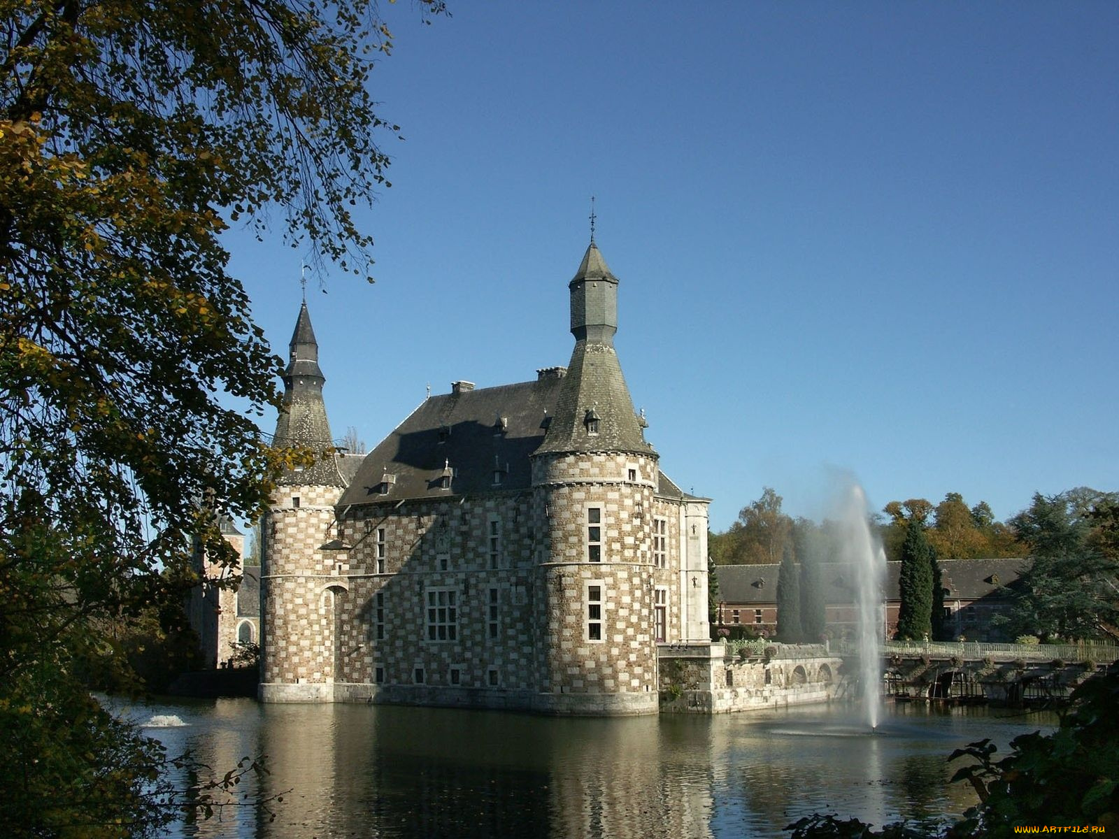 города, дворцы, замки, крепости