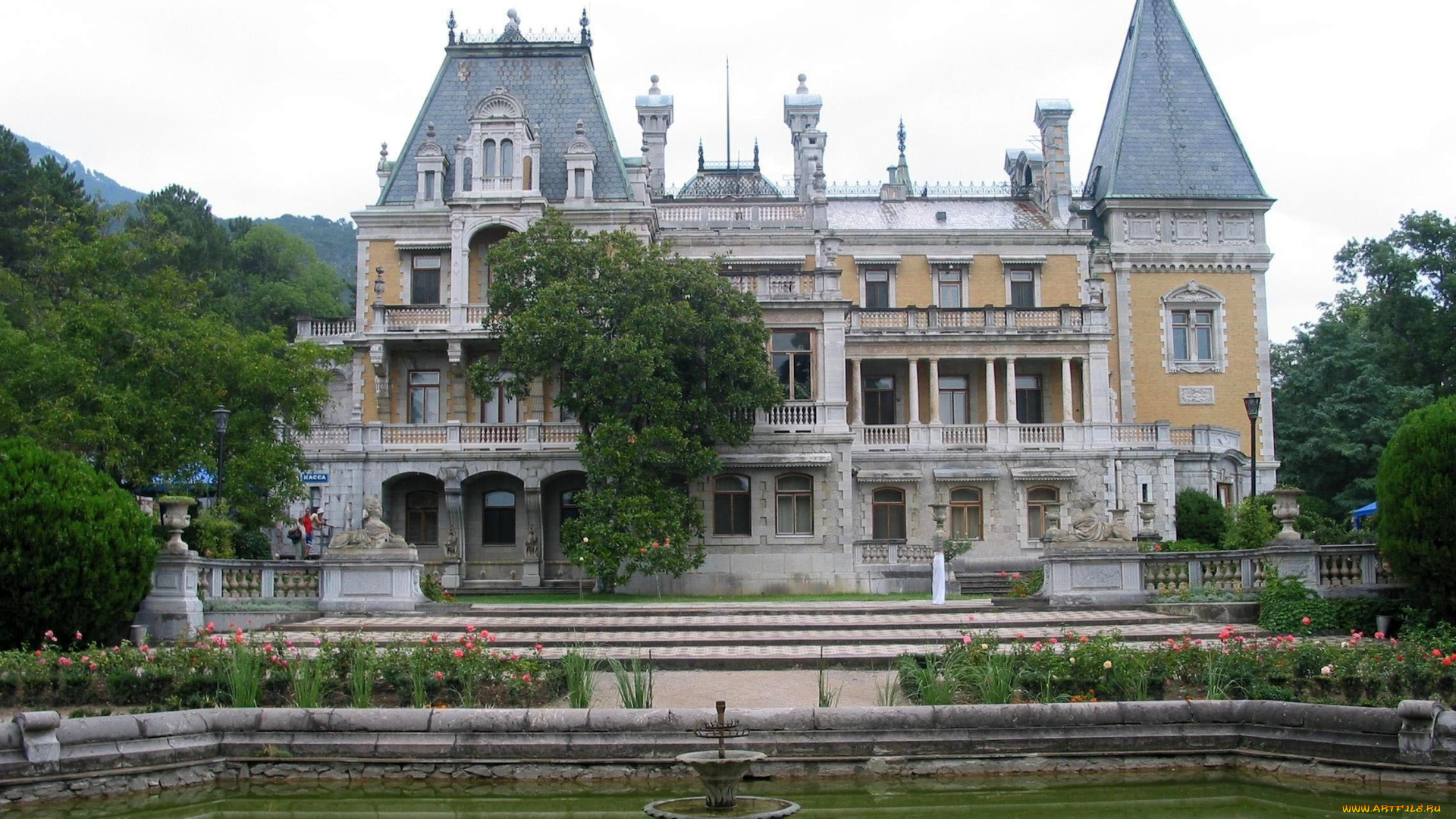 дворец, массандре, крым, города, дворцы, замки, крепости, крыша, фонтан, окна