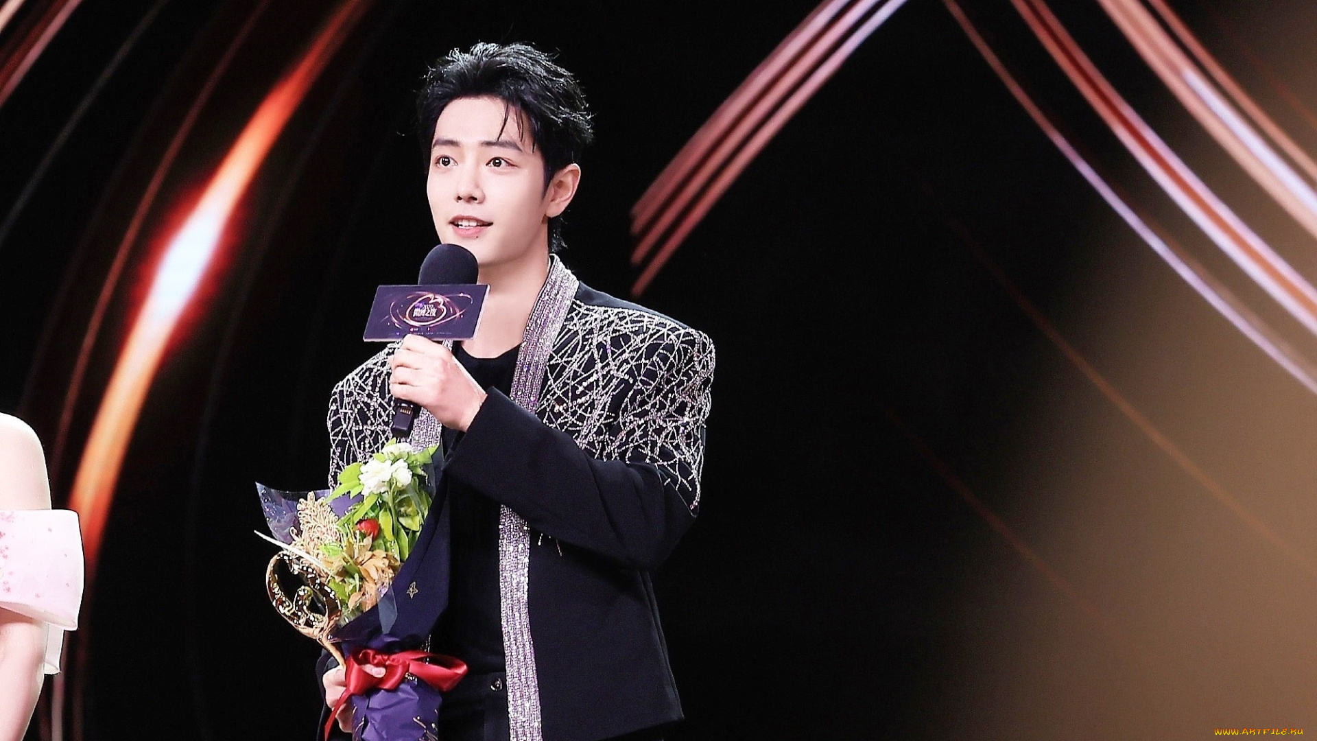 мужчины, xiao, zhan, актер, микрофон, букет, сцена