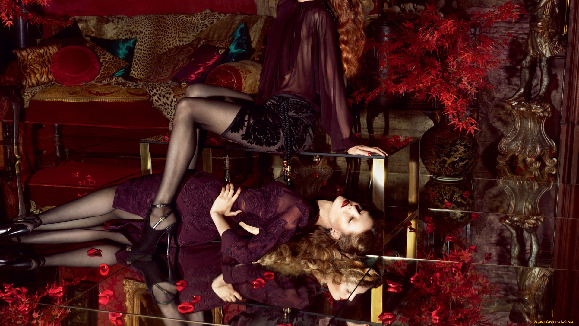 две, девушки, девушки, -, группа, девушек, женщины, две, вместе, разные, сексуальные, модели, звёзды, позируют, разная, обувь, верхняя, стильная, одежда, нижнее, эротическое, бельё, трусы, лифчик, аксессуары, макияж, колготки, чулки, и, множество, элементов, на, фотографии