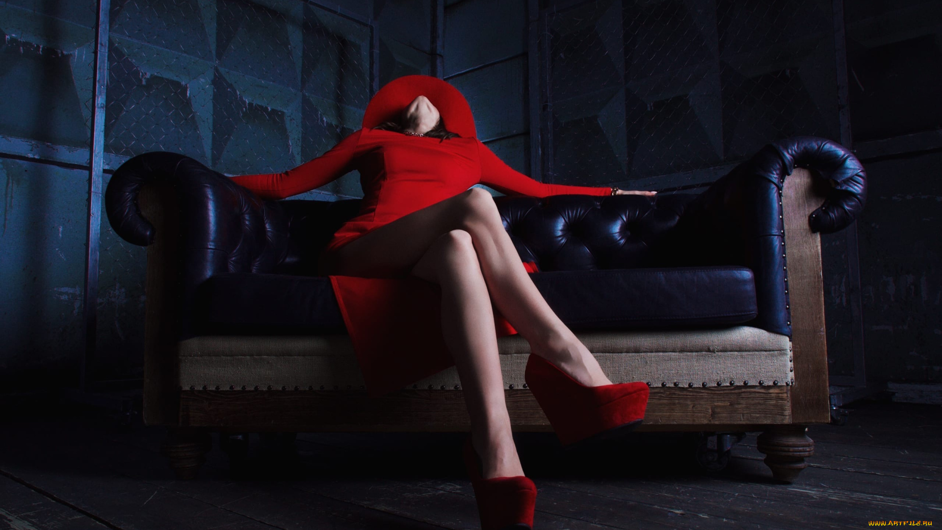 сексуальная, девушка, девушки, -, брюнетки, , шатенки, девушка, женщина, брюнетка, темноволосая, сексуальная, модель, звезда, позирует, разная, обувь, верхняя, стильная, одежда, нижнее, эротическое, бельё, трусы, лифчик, колготки, чулки, аксессуары, макияж, и, множество, элементов, на, фотографии