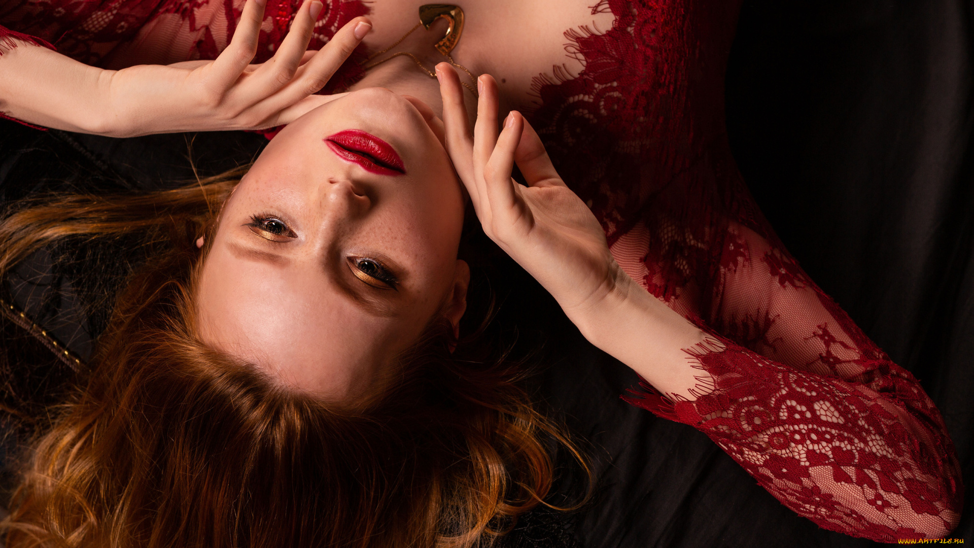 сексуальная, девушка, девушки, -, брюнетки, , шатенки, девушка, женщина, шатенка, темноволосая, сексуальная, модель, звезда, позирует, разная, обувь, верхняя, стильная, одежда, нижнее, эротическое, бельё, трусы, лифчик, колготки, чулки, аксессуары, макияж, и, множество, элементов, на, фотографии