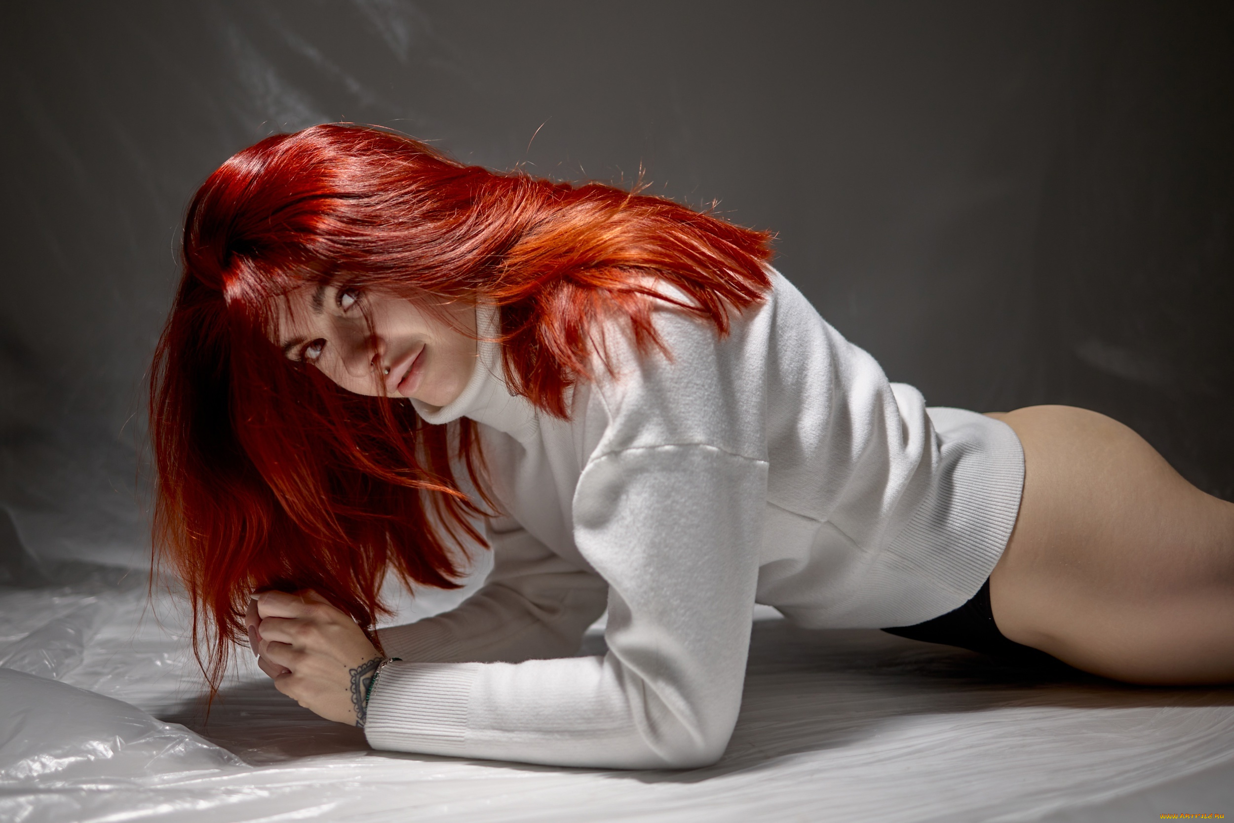 сексуальная, девушка, девушки, -, рыжеволосые, и, разноцветные, девушка, женщина, рыжая, светлая, тёмная, сексуальная, модель, звезда, позирует, разная, обувь, верхняя, стильная, одежда, нижнее, эротическое, бельё, трусы, лифчик, колготки, чулки, аксессуары, макияж, и, множество, элементов, на, фотографии