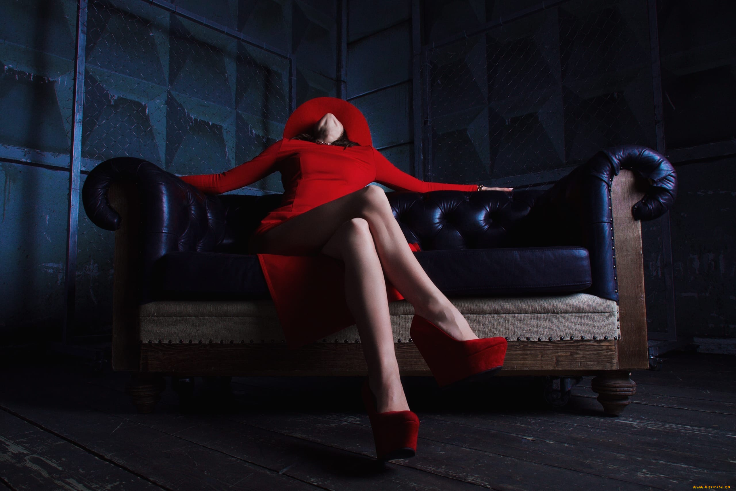 сексуальная, девушка, девушки, -, брюнетки, , шатенки, девушка, женщина, брюнетка, темноволосая, сексуальная, модель, звезда, позирует, разная, обувь, верхняя, стильная, одежда, нижнее, эротическое, бельё, трусы, лифчик, колготки, чулки, аксессуары, макияж, и, множество, элементов, на, фотографии