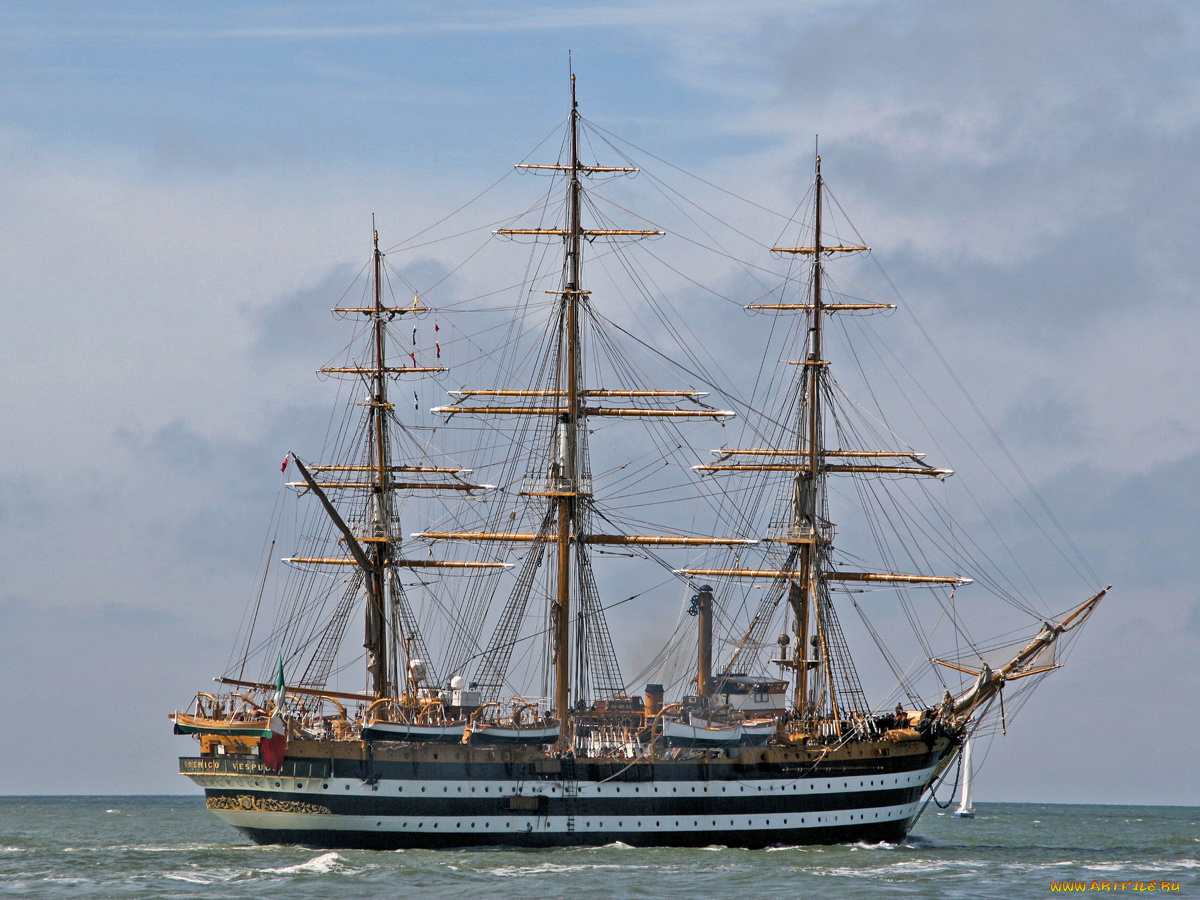 корабли, парусники