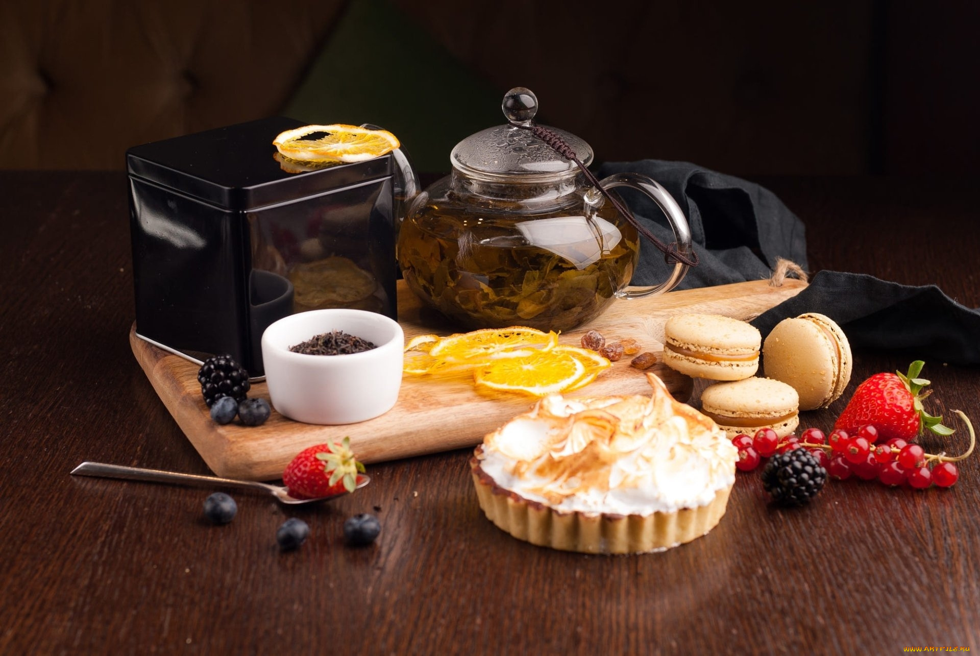 еда, разное, чай, макаруны, пирожное, ягоды